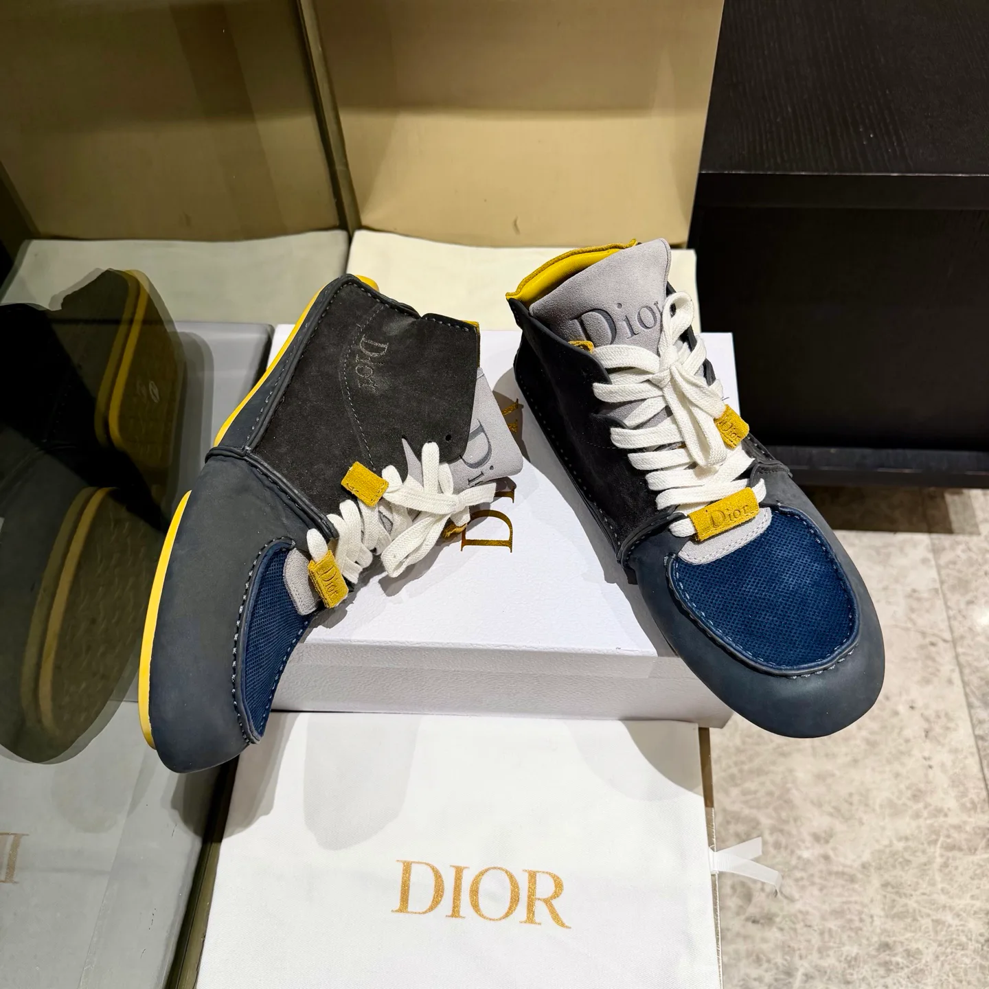 Кроссовки Женские Christian Dior 18643501