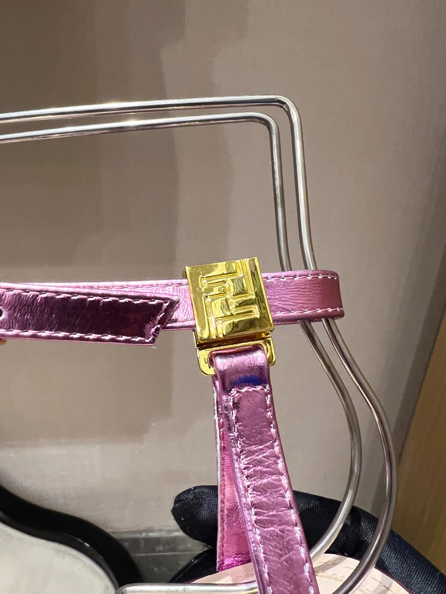 Босоножки Женские Fendi 9288994