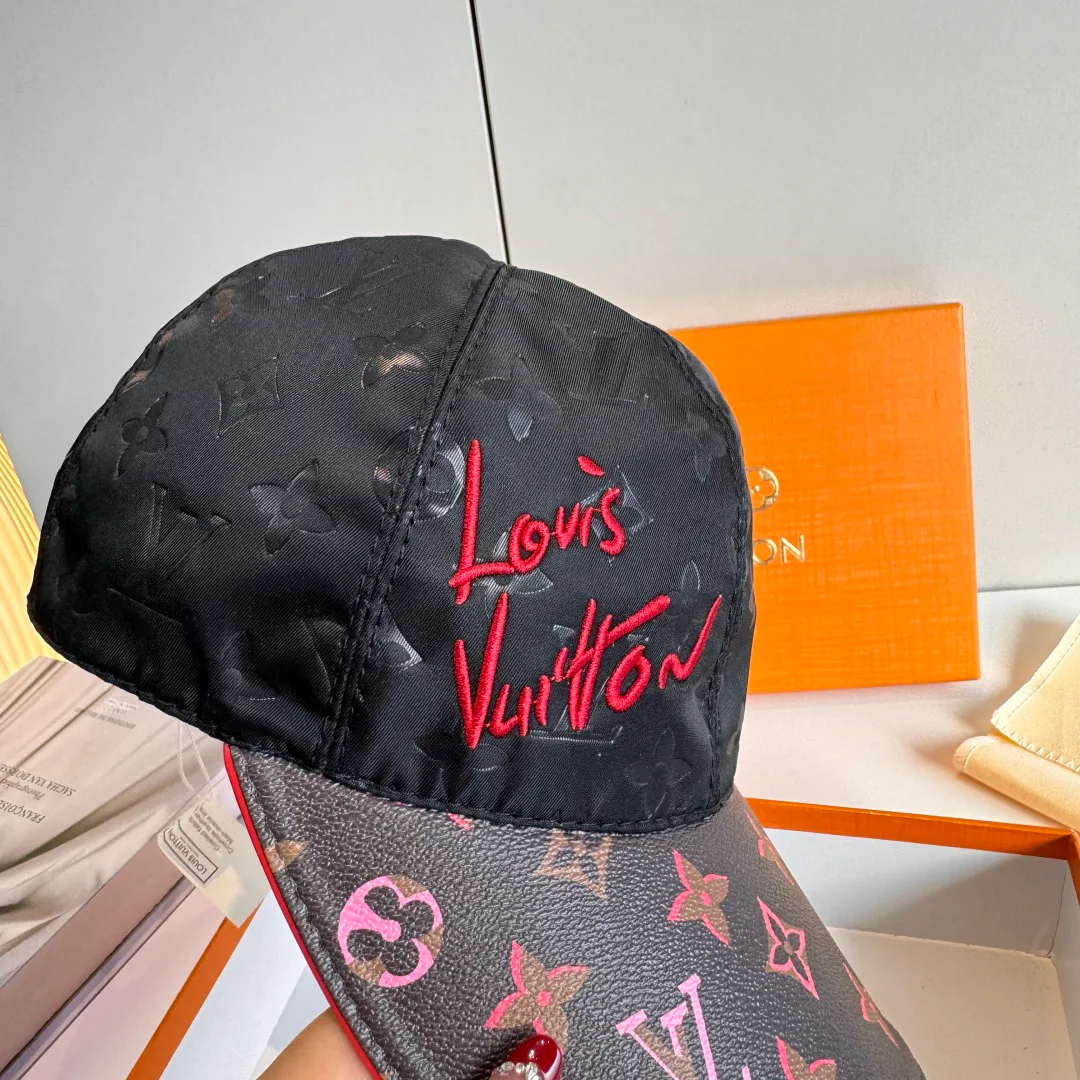 Головные Уборы Louis Vuitton 18105210
