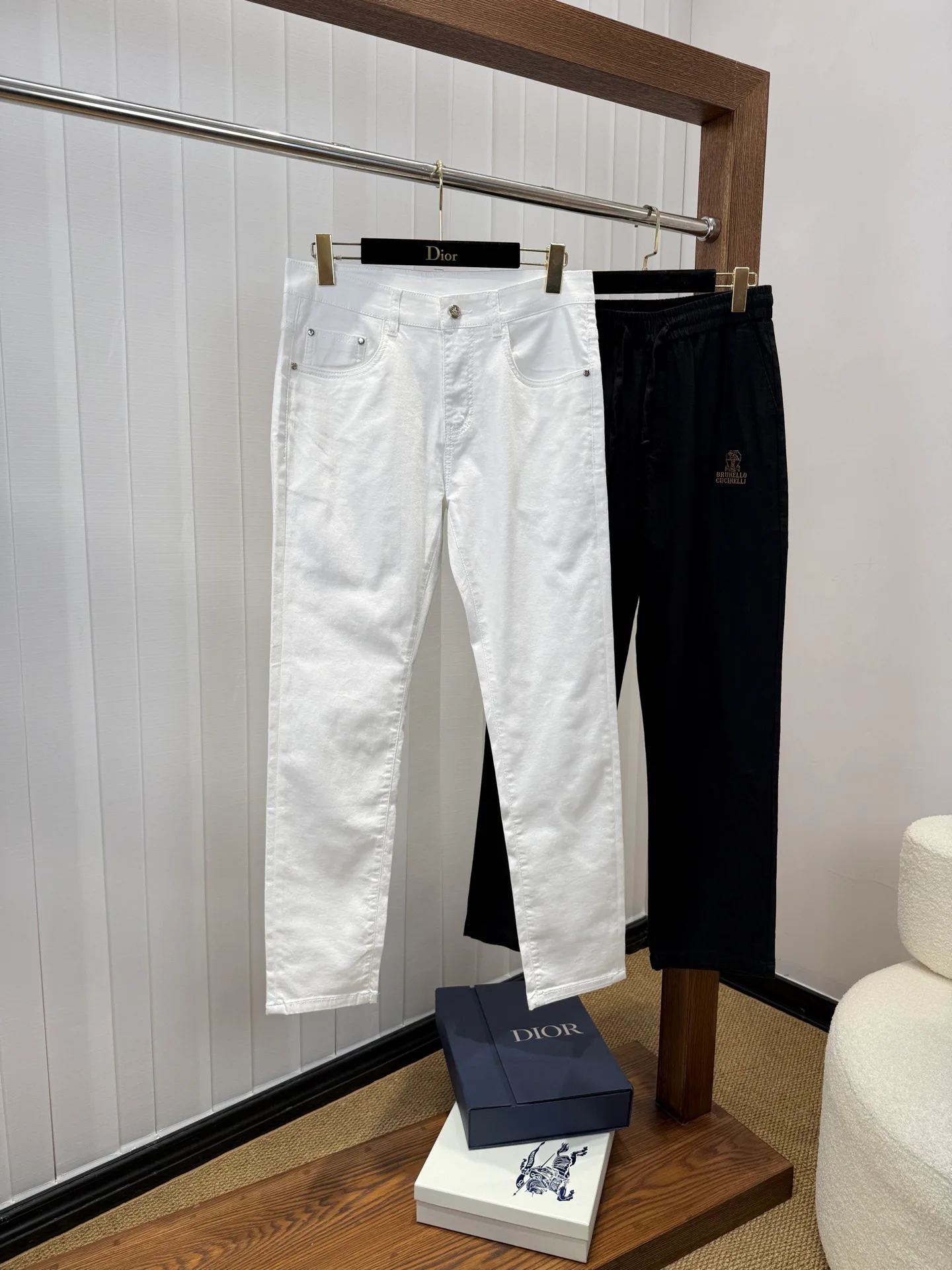 Джинсы Мужские Prada 14655236