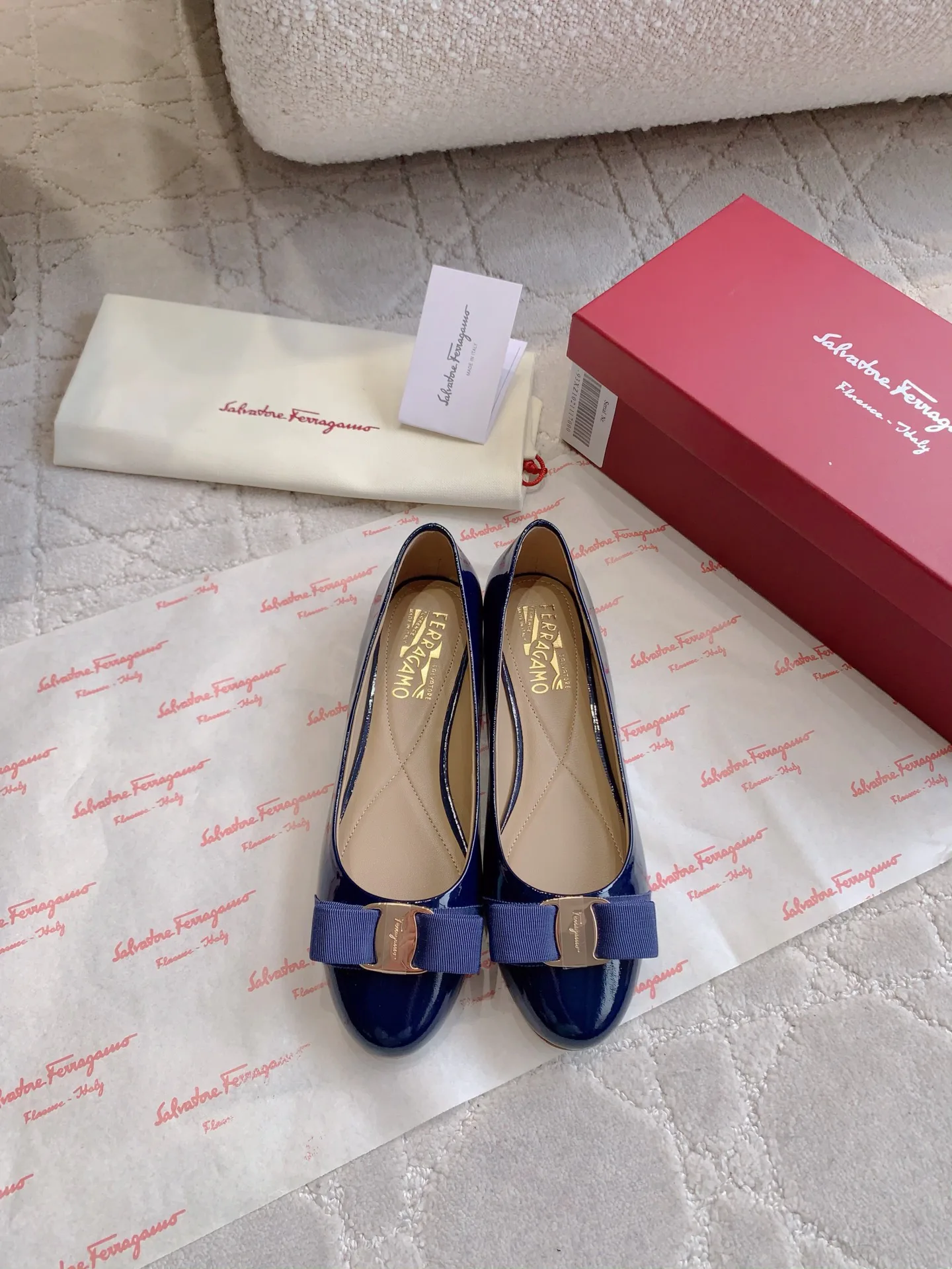 Балетки Женские Salvatore Ferragamo 11870090