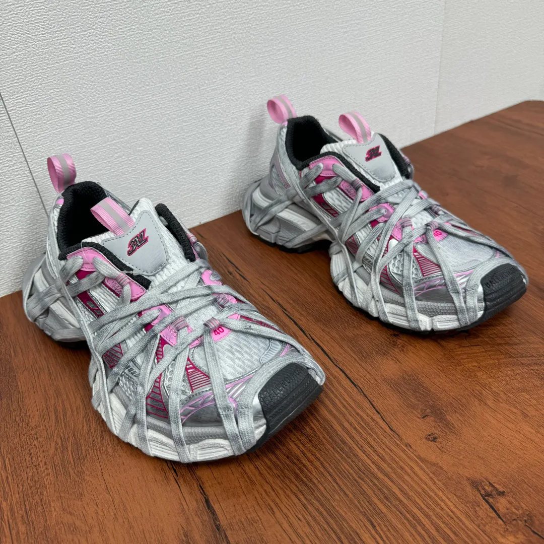 Кроссовки Женские Balenciaga 13216463