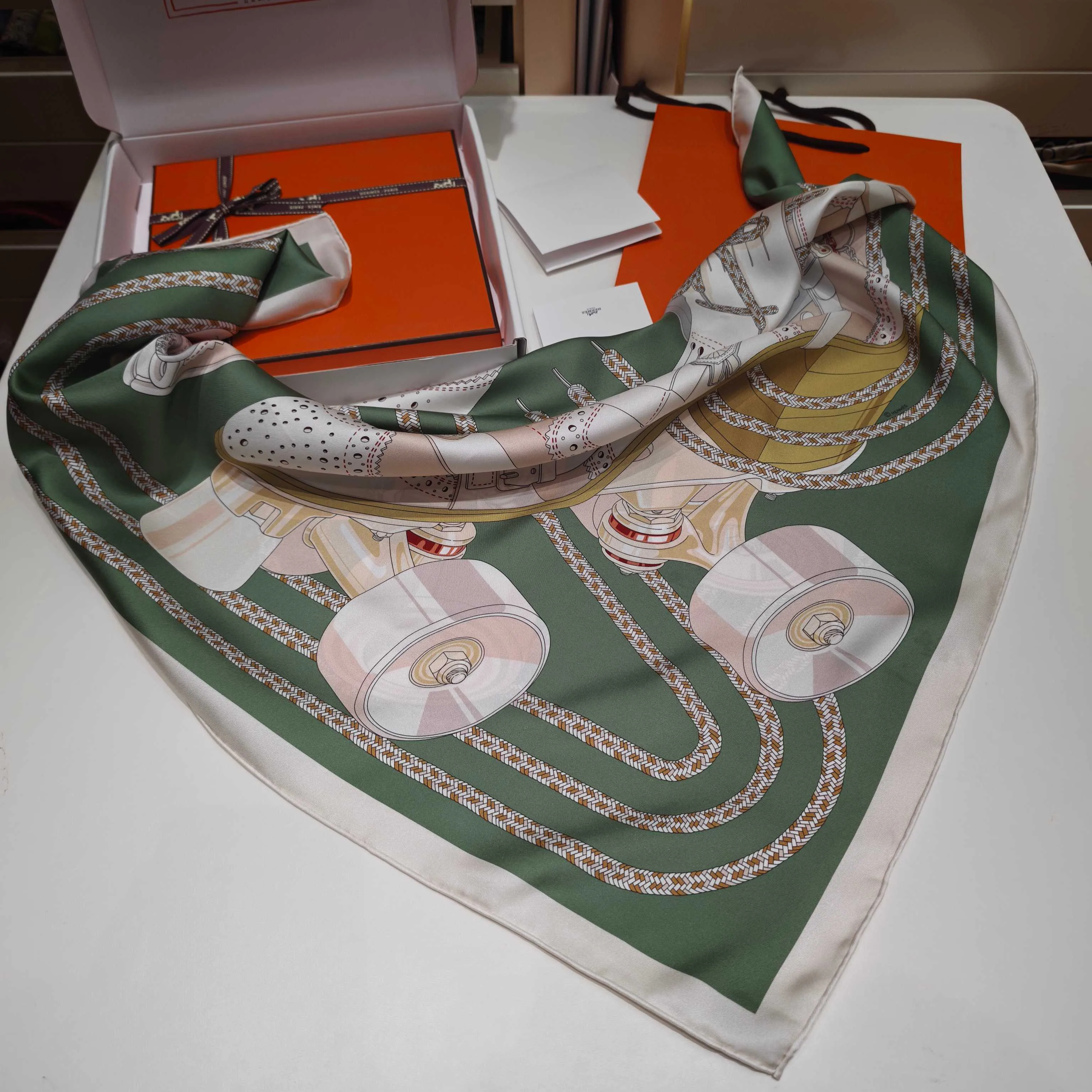 Платки Hermes 18167155