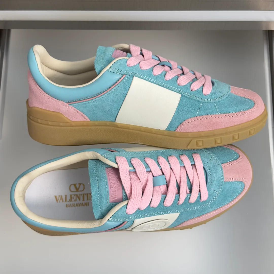 Кроссовки Женские Valentino 19175904