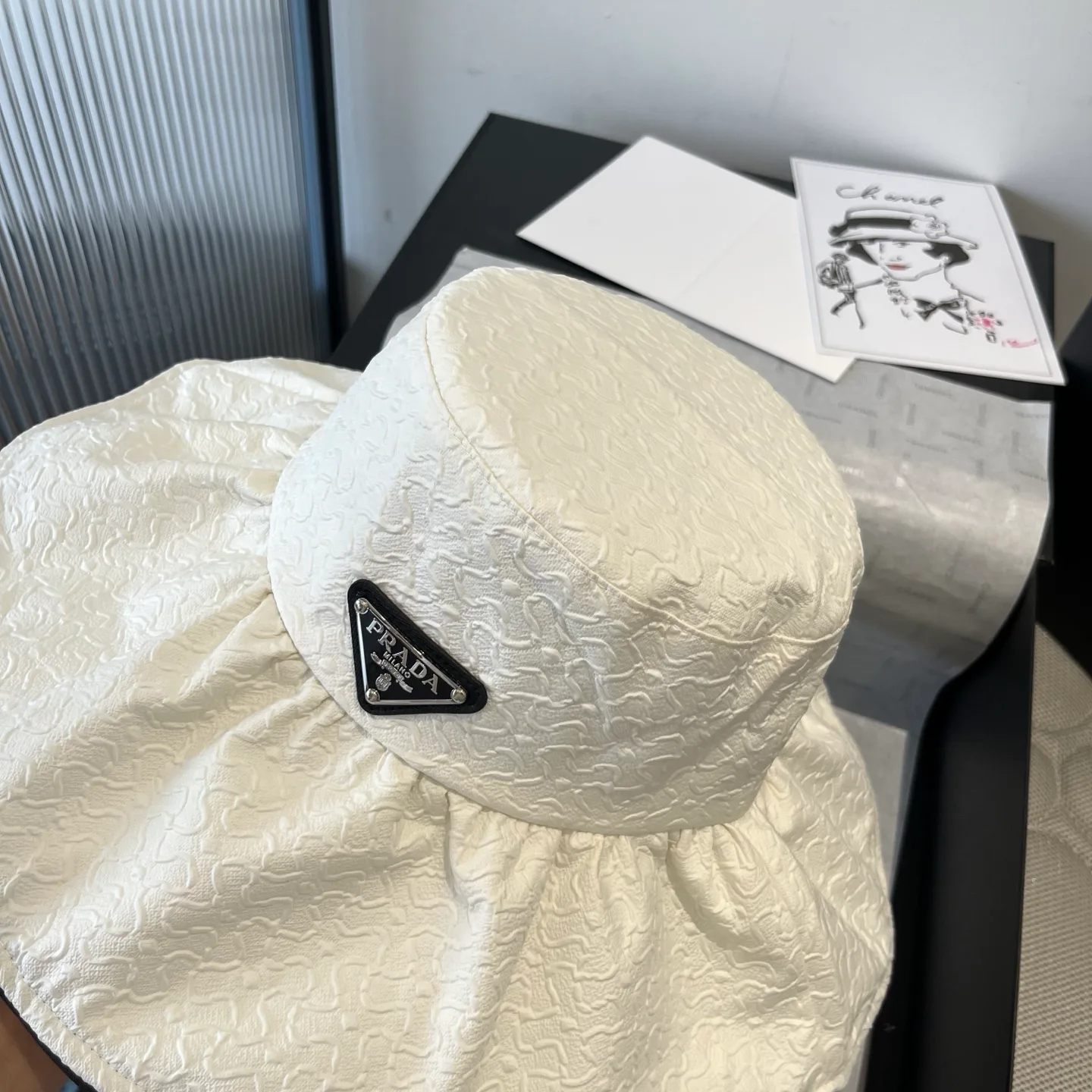 Головные Уборы Prada 20999