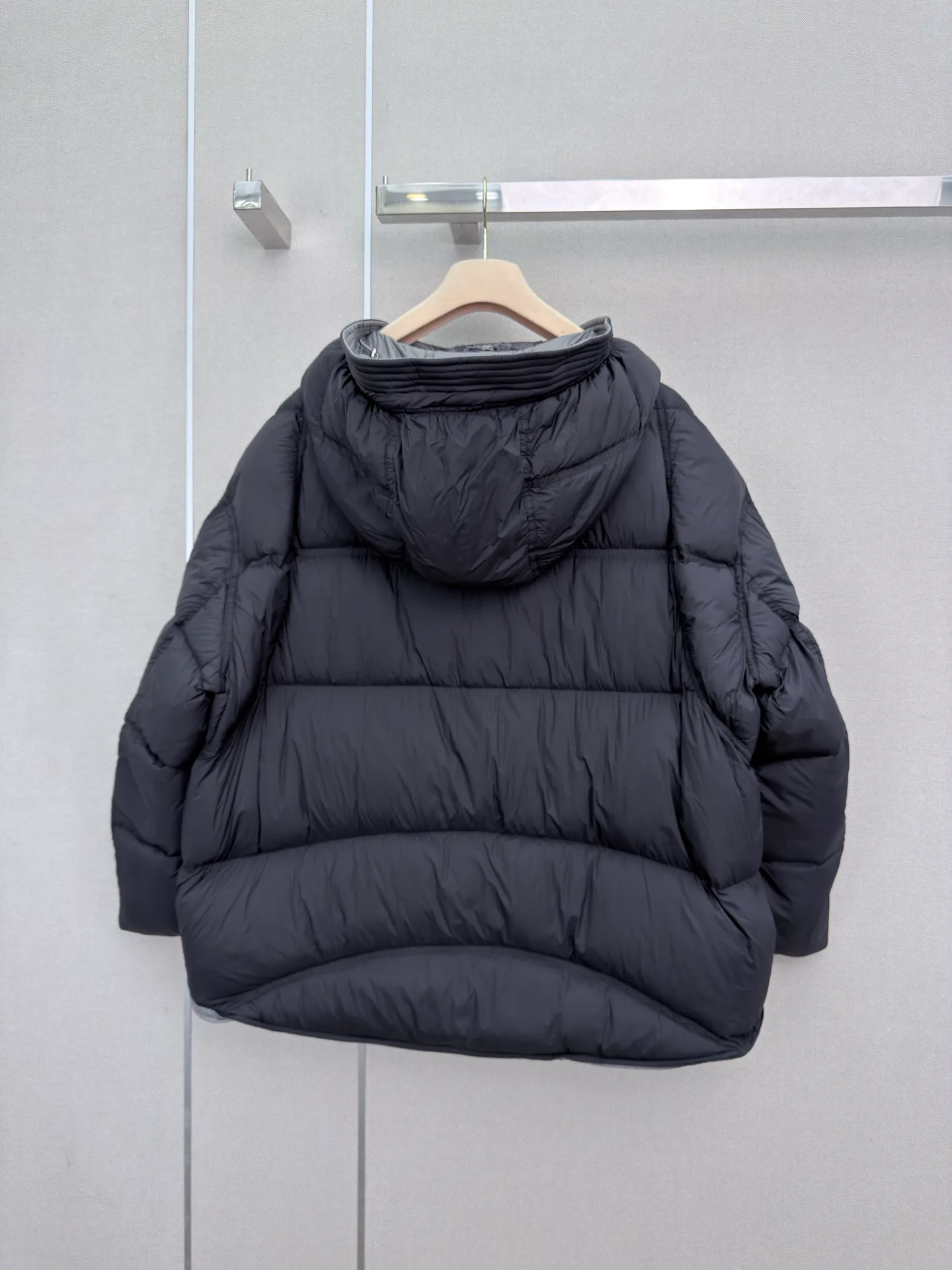 Куртки И Пуховики Женские Miu Miu 18710743