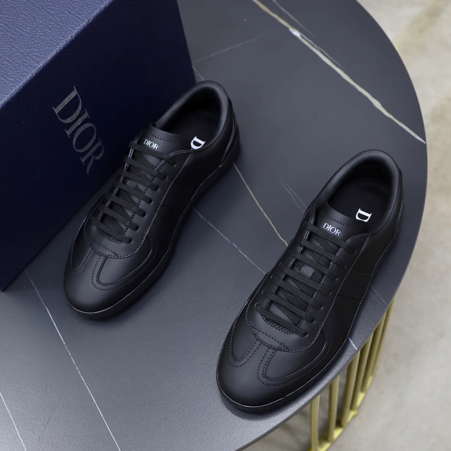 Кроссовки Женские Christian Dior 18102935