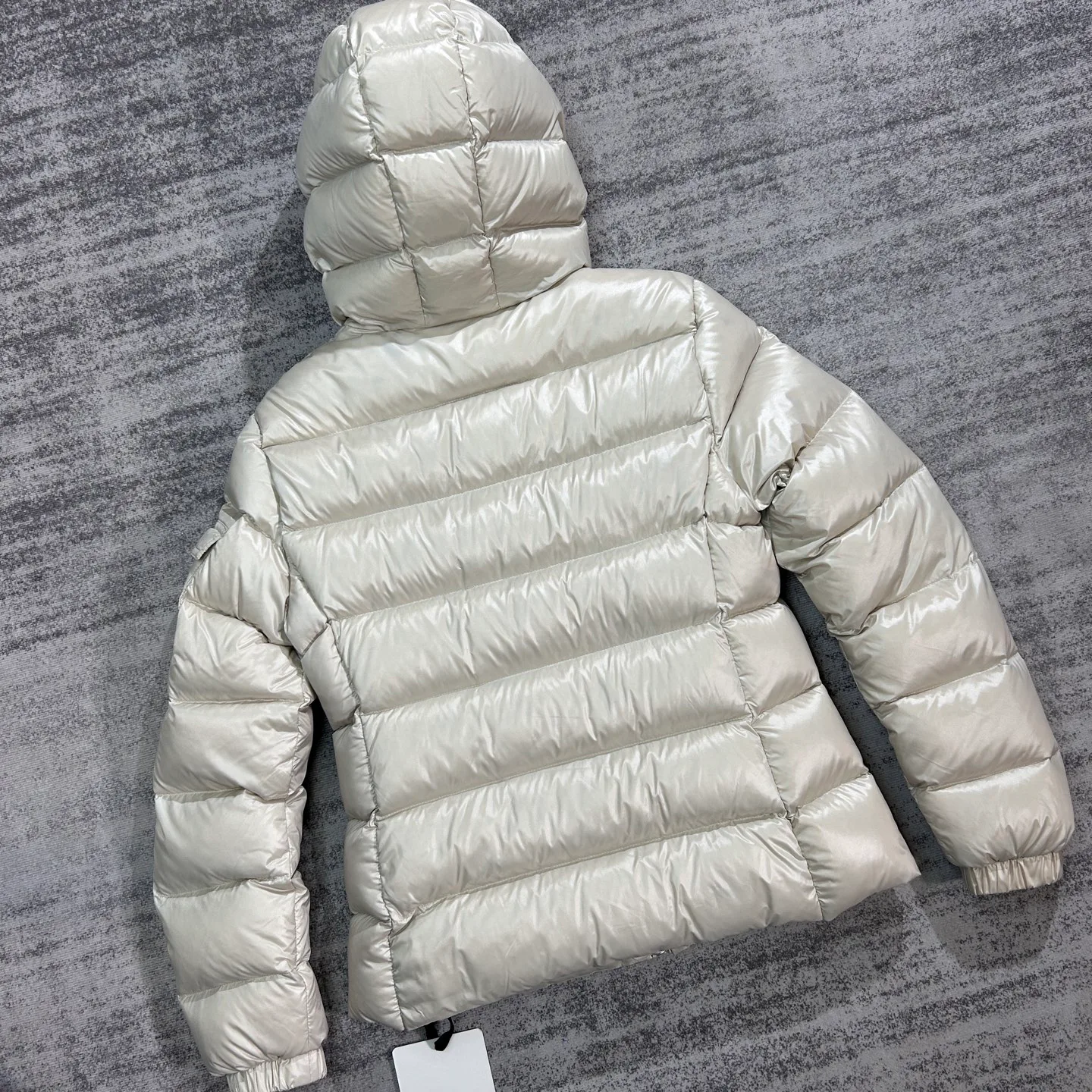 Куртки И Пуховики Женские Moncler 18354333
