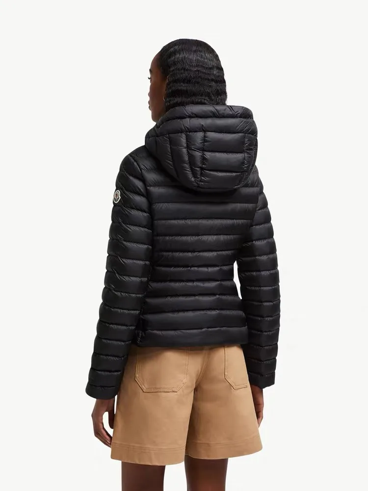 Куртки И Пуховики Женские Moncler 18129794