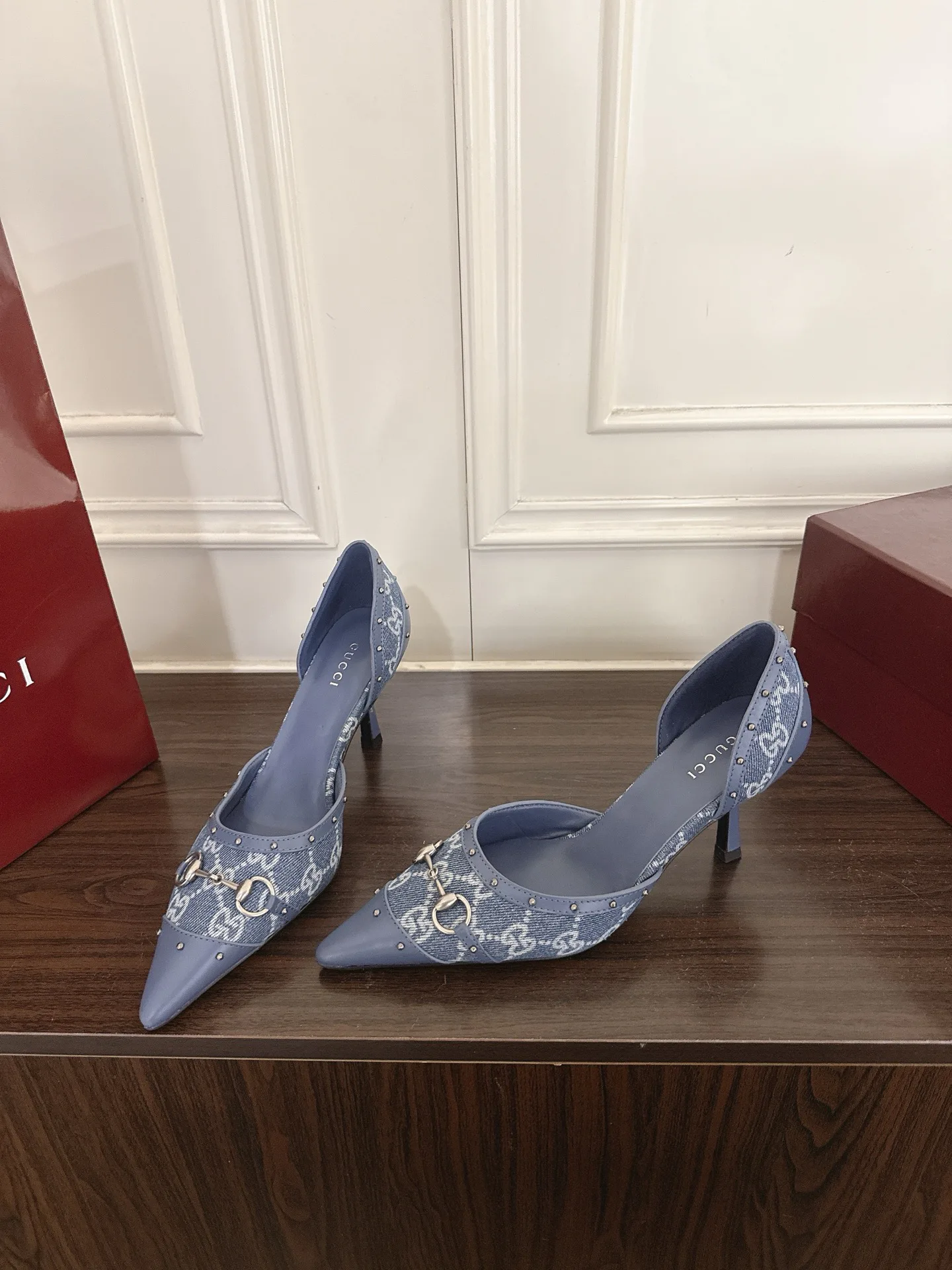 Туфли Женские Gucci 18135588