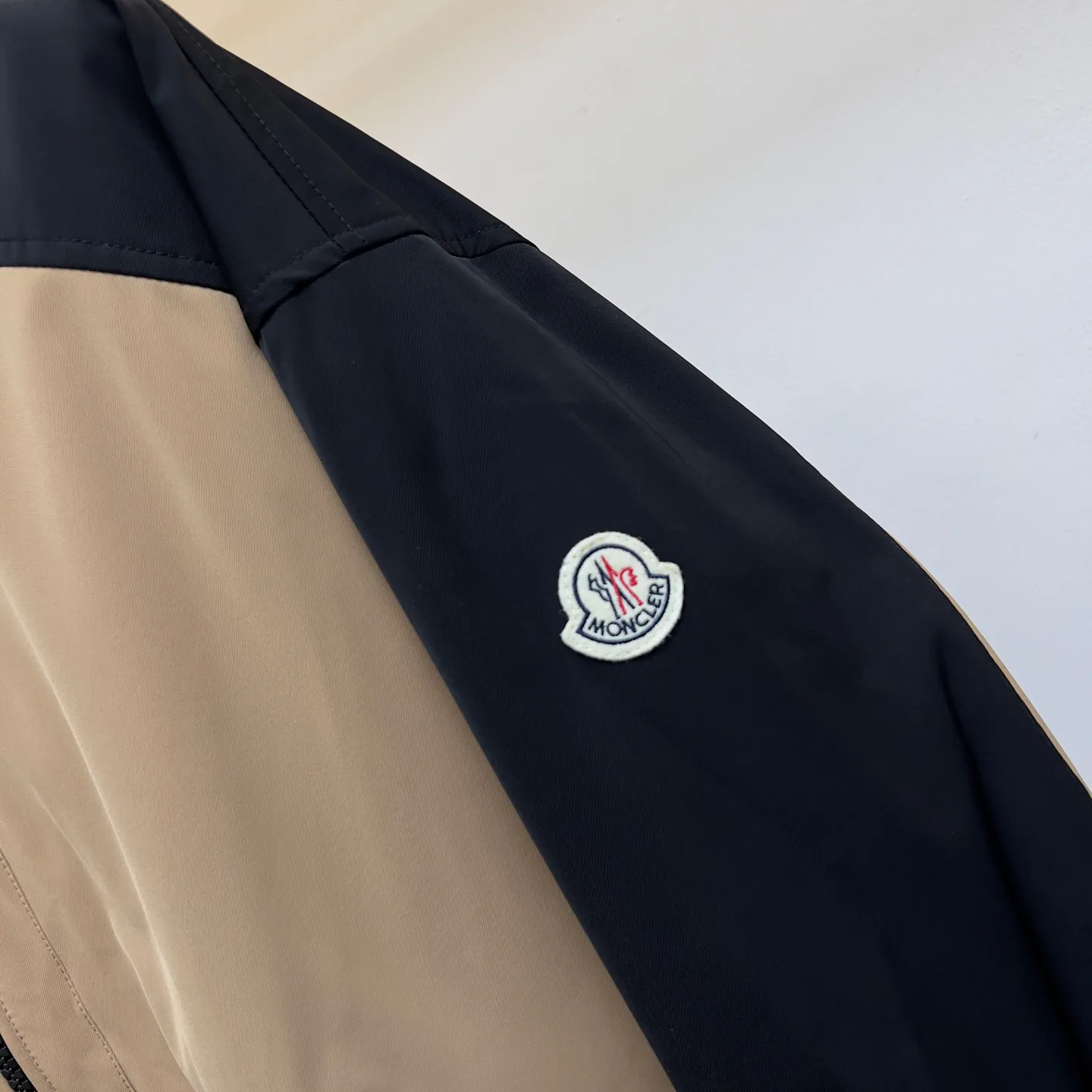 Куртки И Пуховики Мужские Moncler 146090