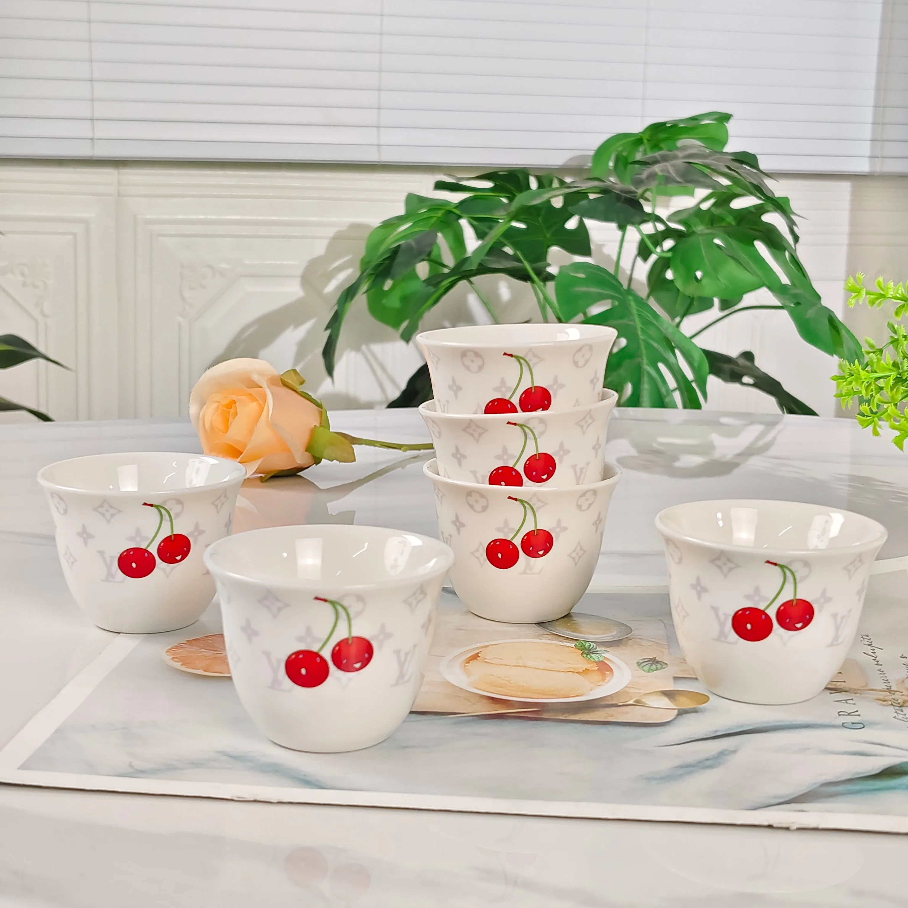 Посуда Louis Vuitton 380078