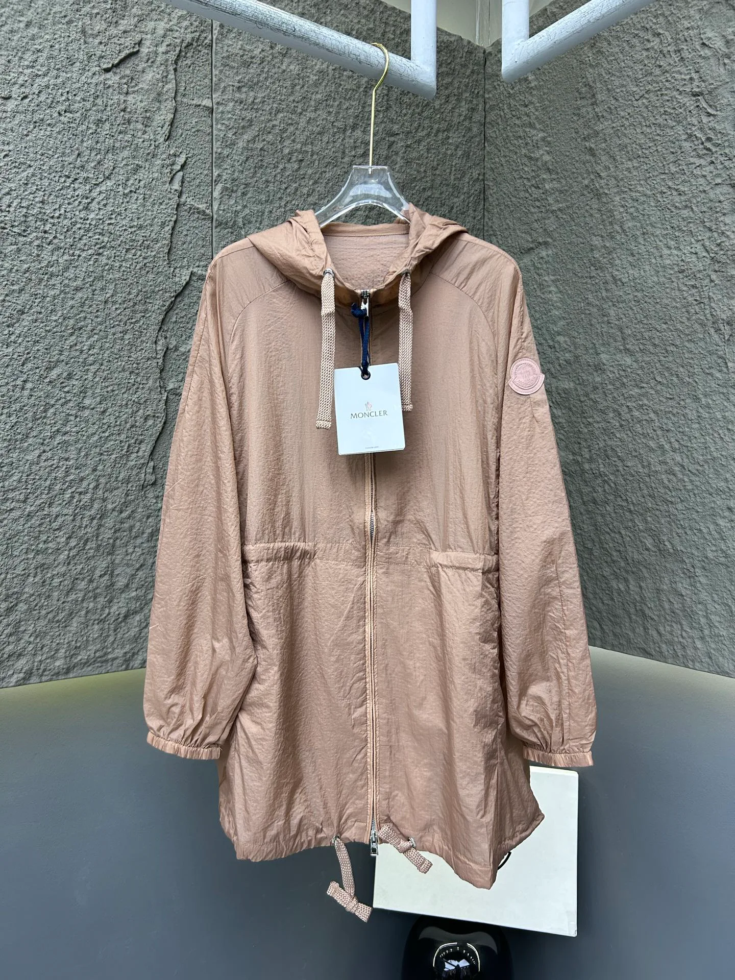 Куртки И Пуховики Женские Moncler 11862685