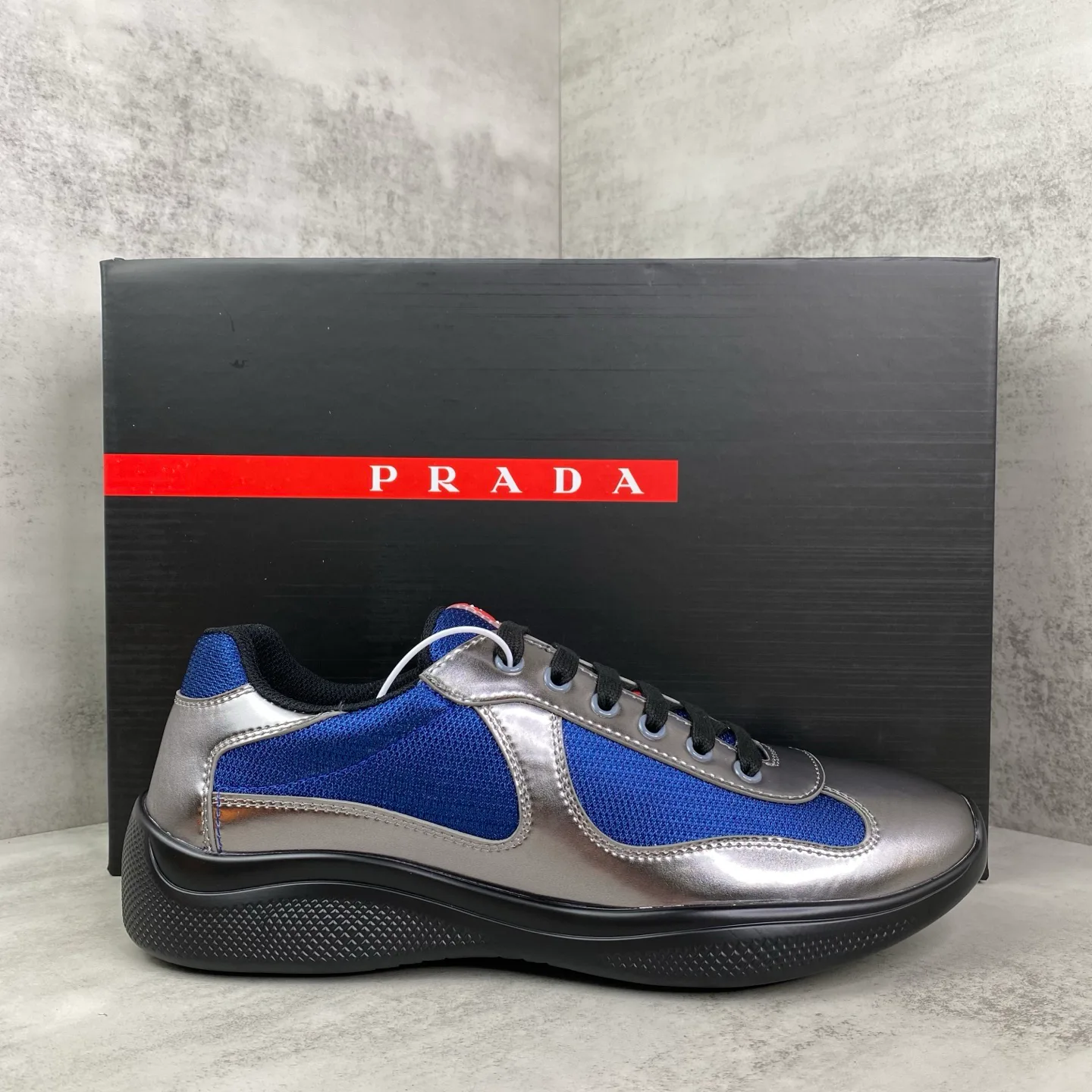 Кроссовки Мужские Prada 17918705