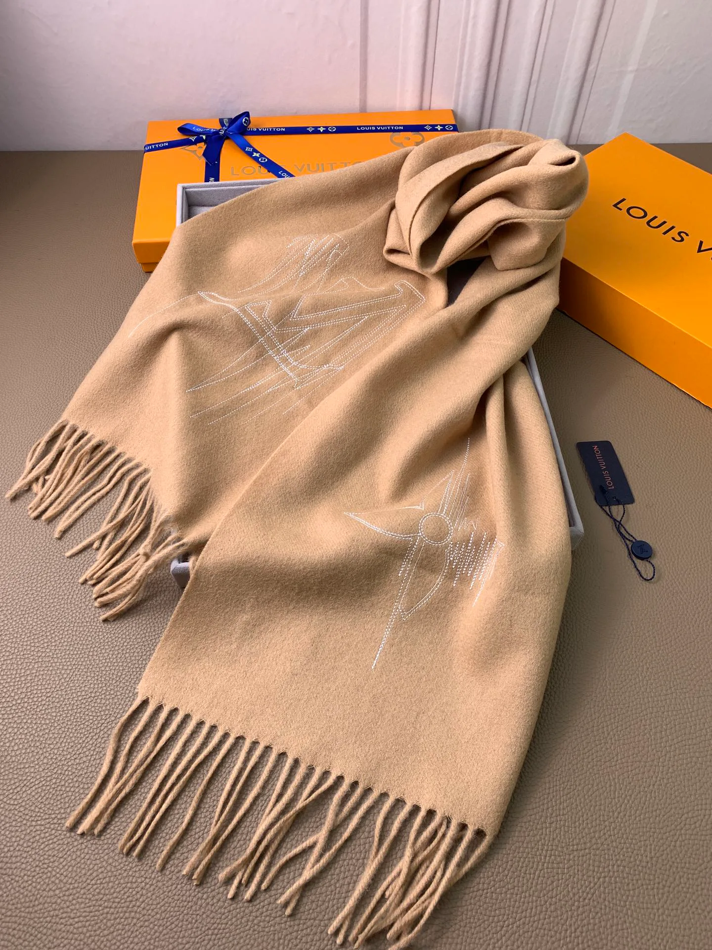 Шарфы Louis Vuitton 184199