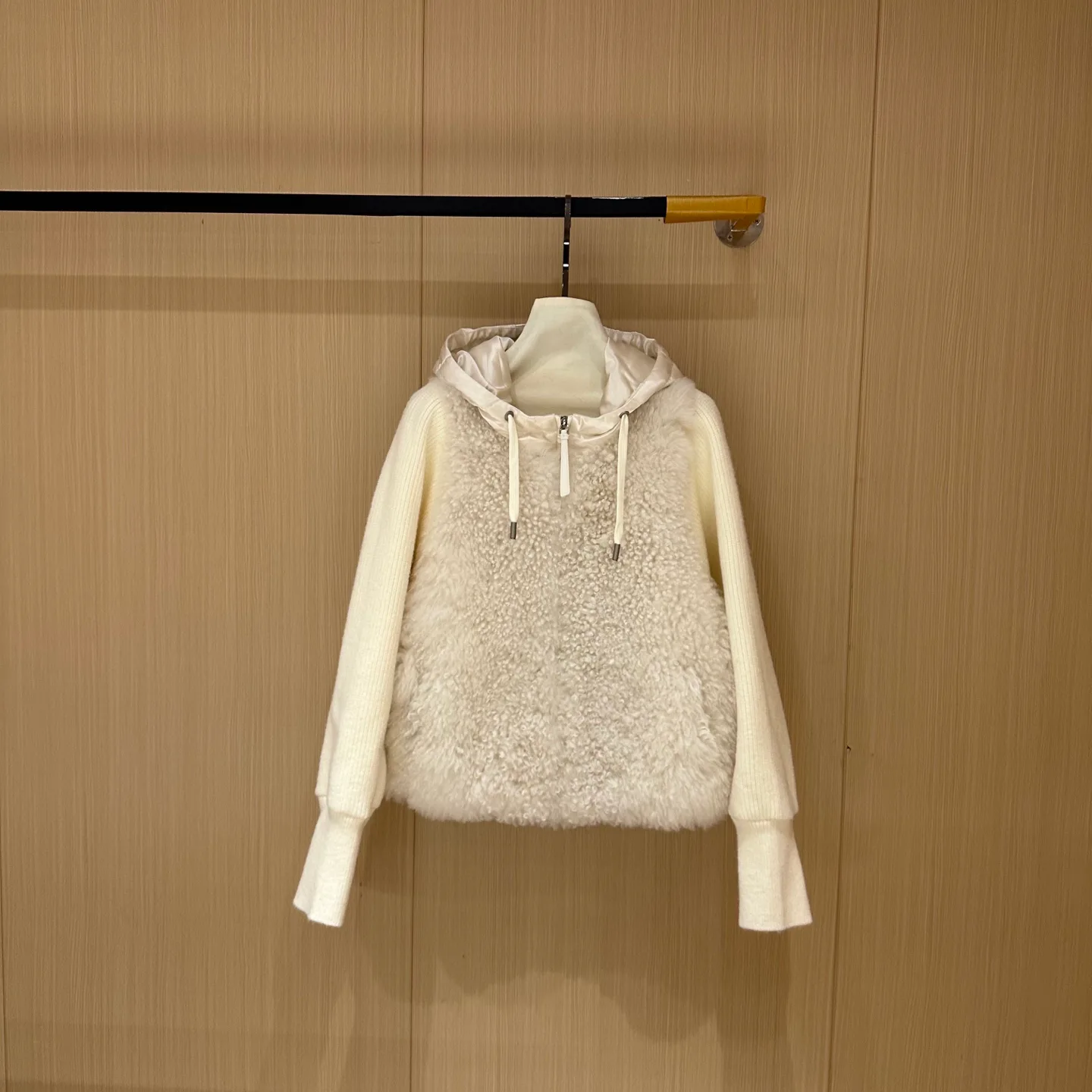 Куртки И Пуховики Женские Brunello Cucinelli 1859260