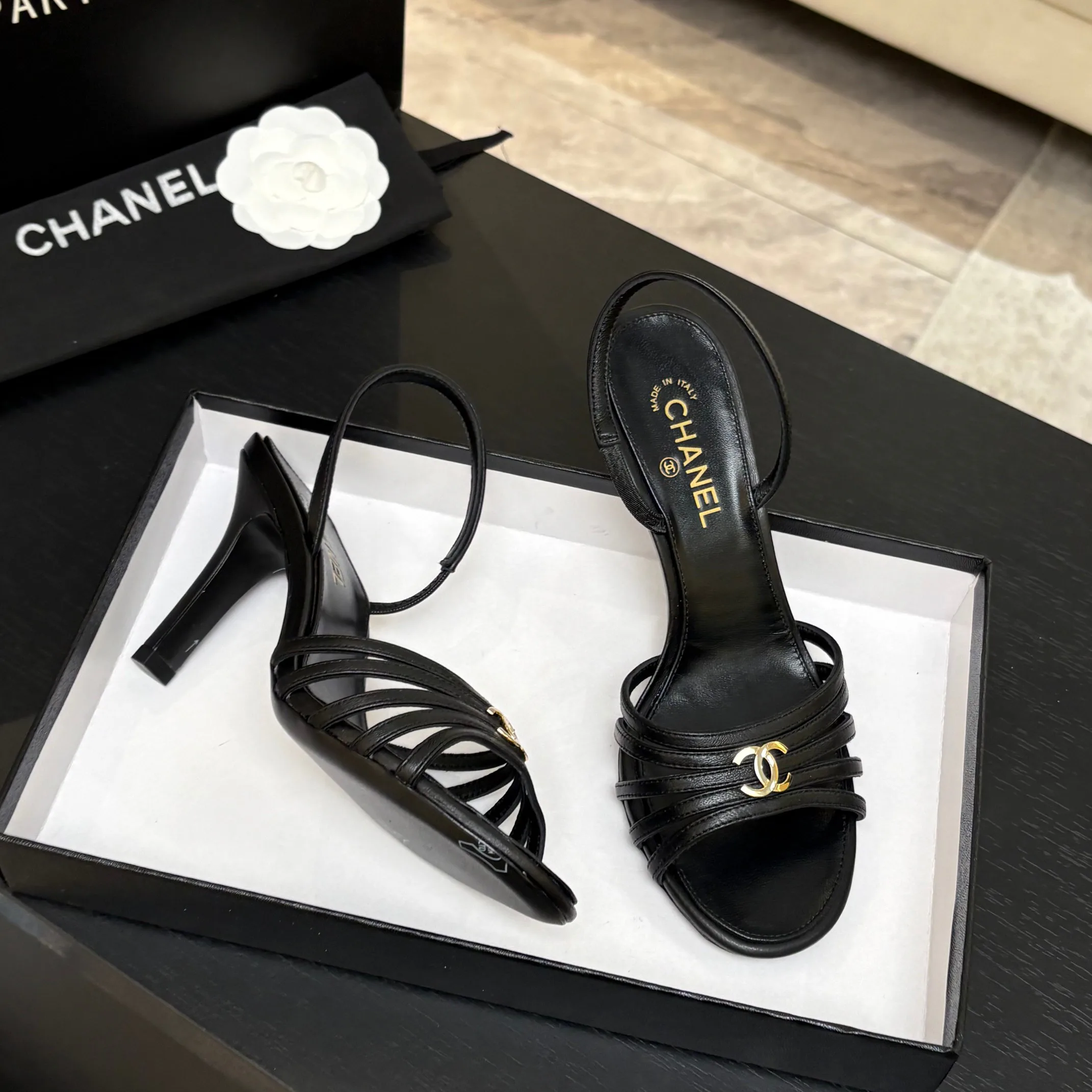 Босоножки Женские Chanel 16953060