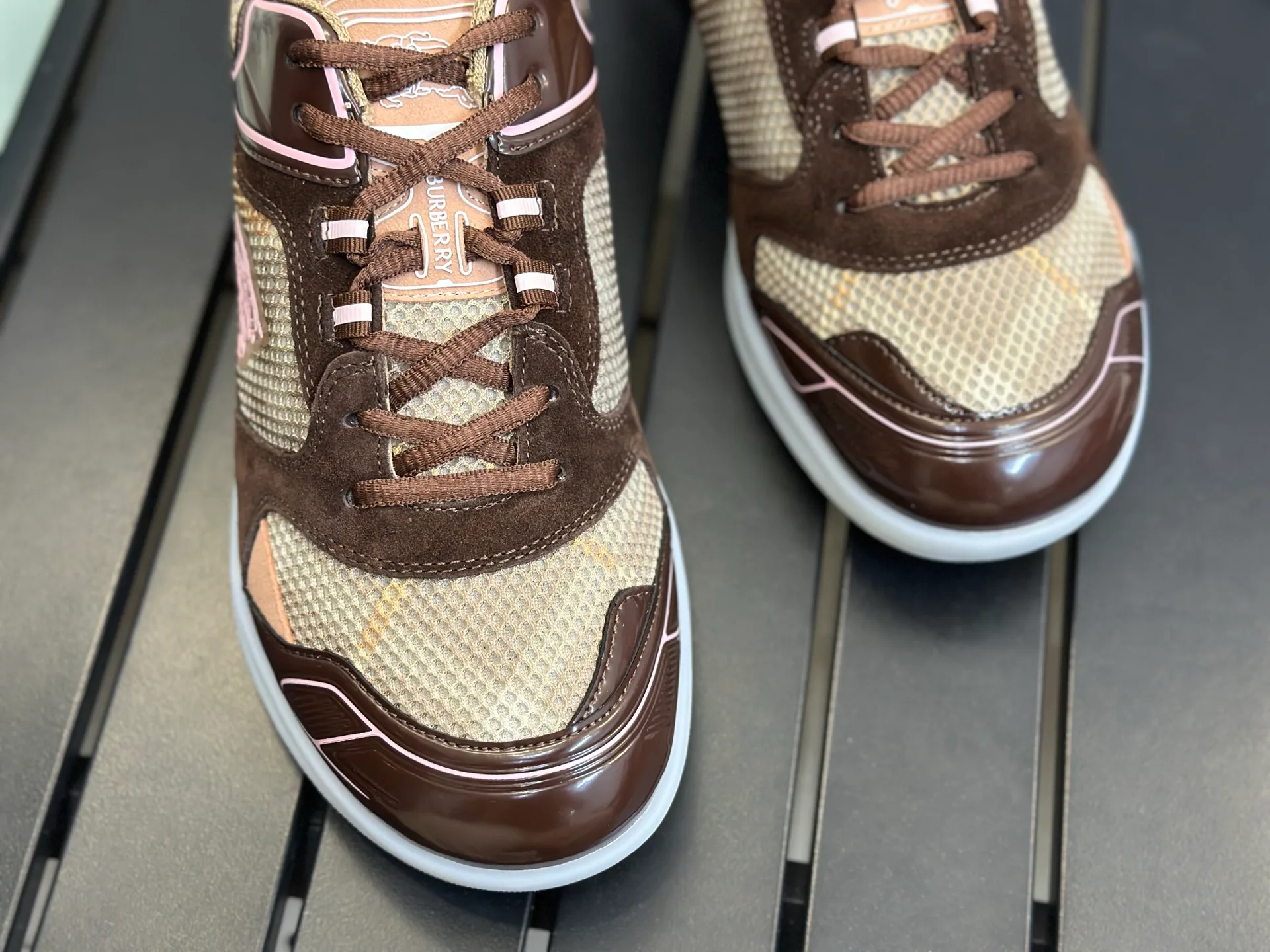 Кроссовки Мужские Burberry 17420352
