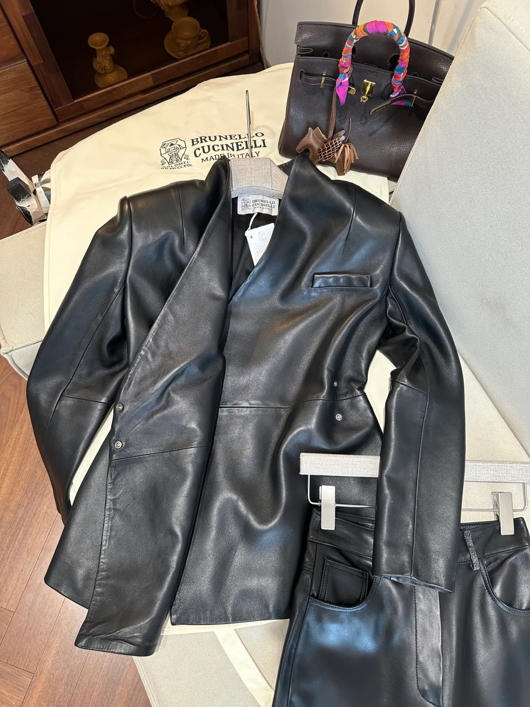 Кожаные Куртки И Дублёнки Женские Brunello Cucinelli 19304079