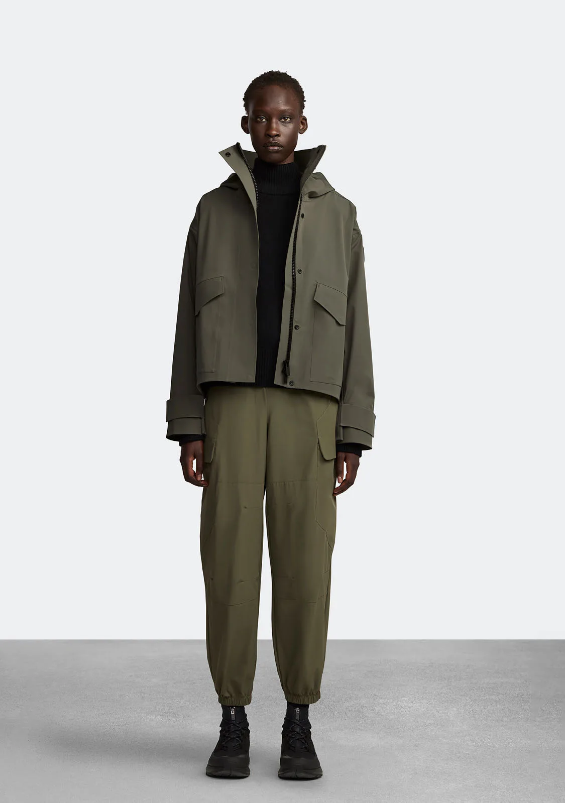 Куртки И Пуховики Женские Canada Goose 18132016