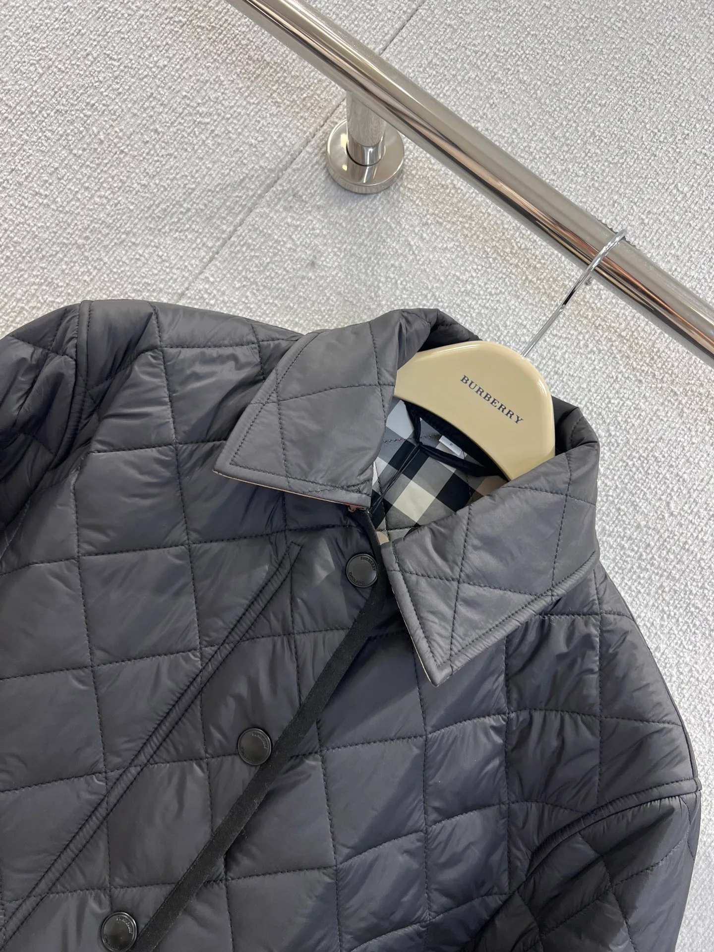 Куртки И Пуховики Женские Burberry 985100