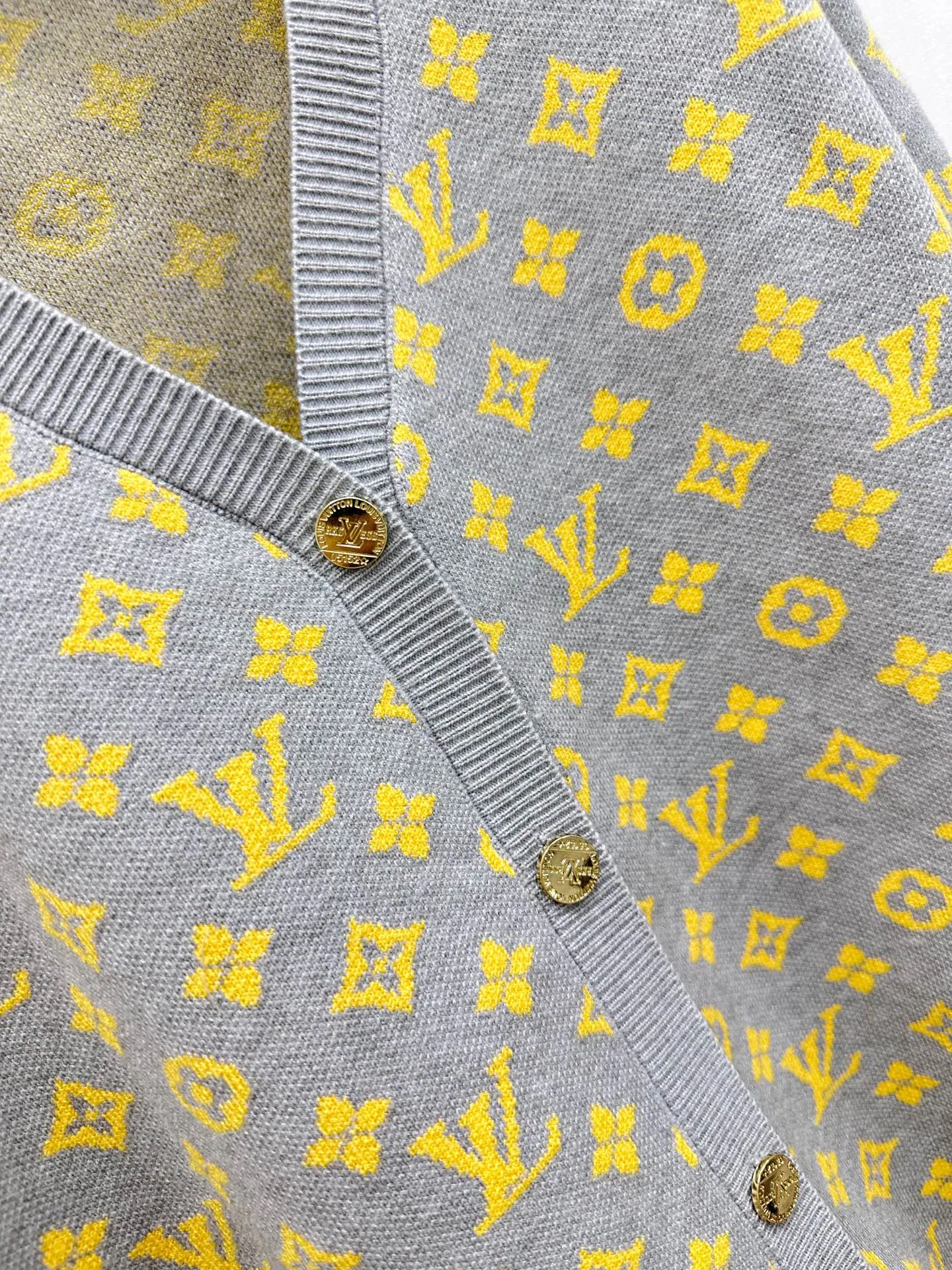 Джемперы И Свитеры Женские Louis Vuitton 17953453