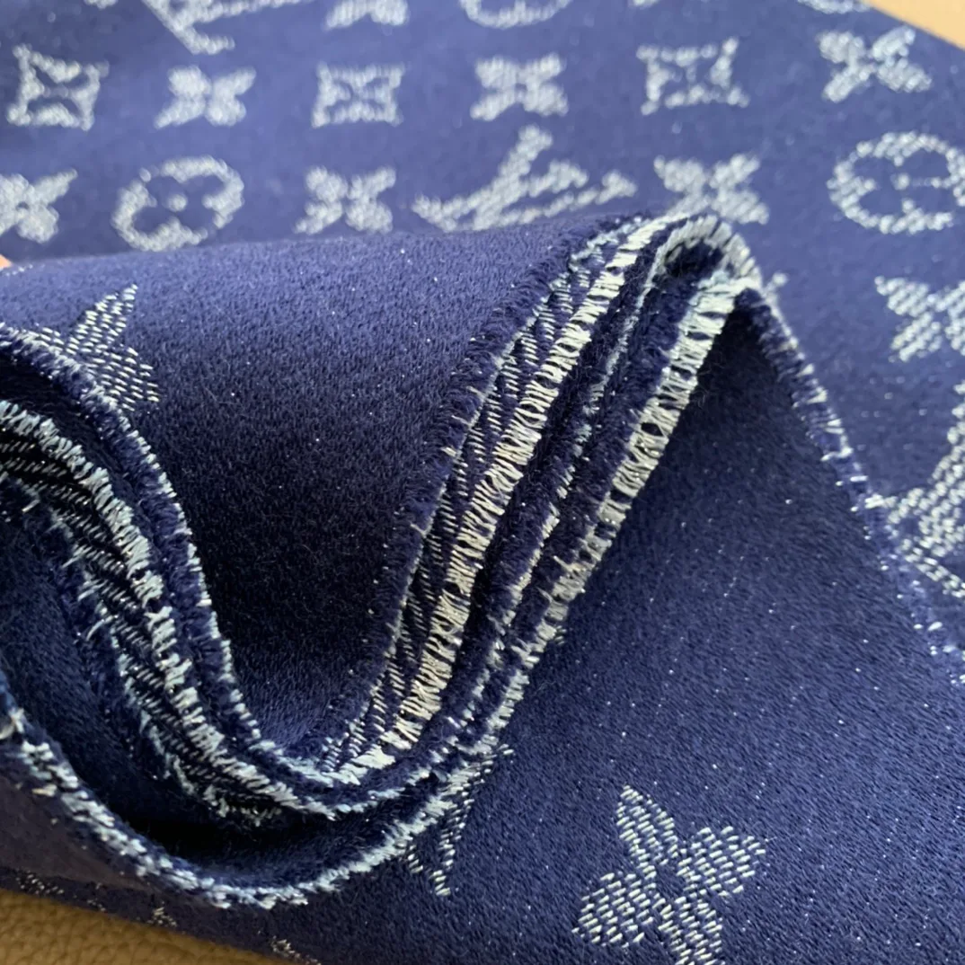 Шарфы Louis Vuitton 523790