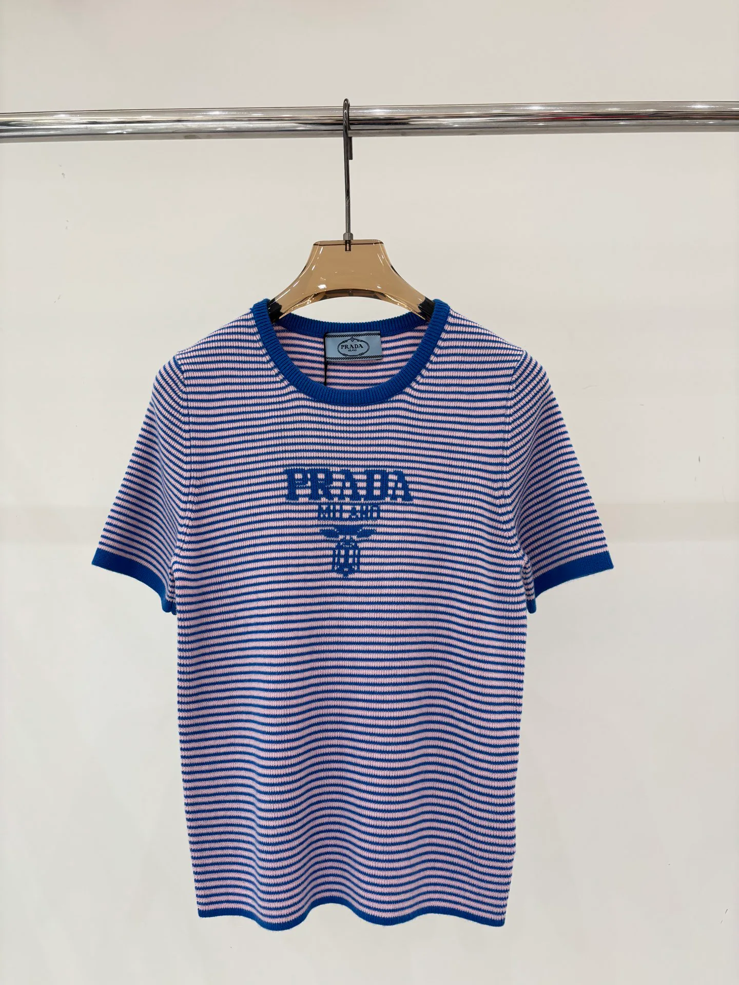 Футболки Женские Prada 10650803