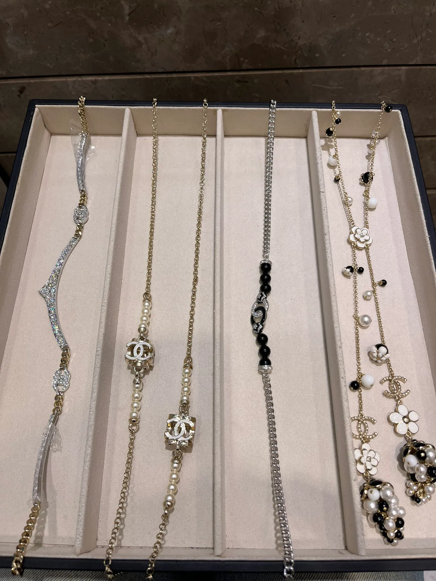 Бижутерия Chanel 11577771