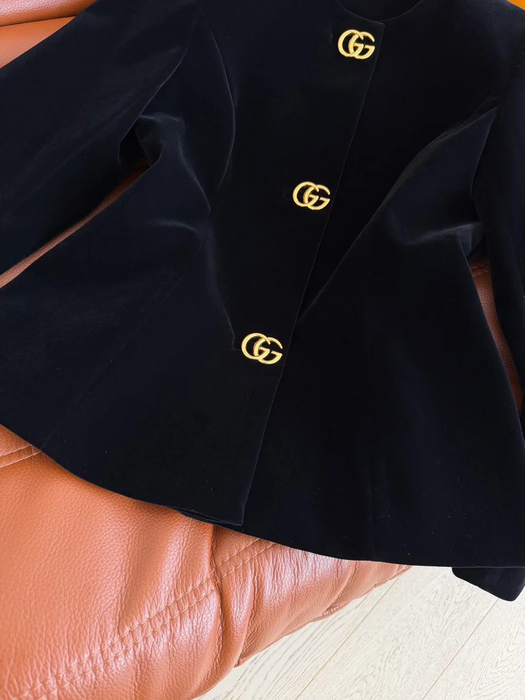 Жакеты Женские Gucci 18678381