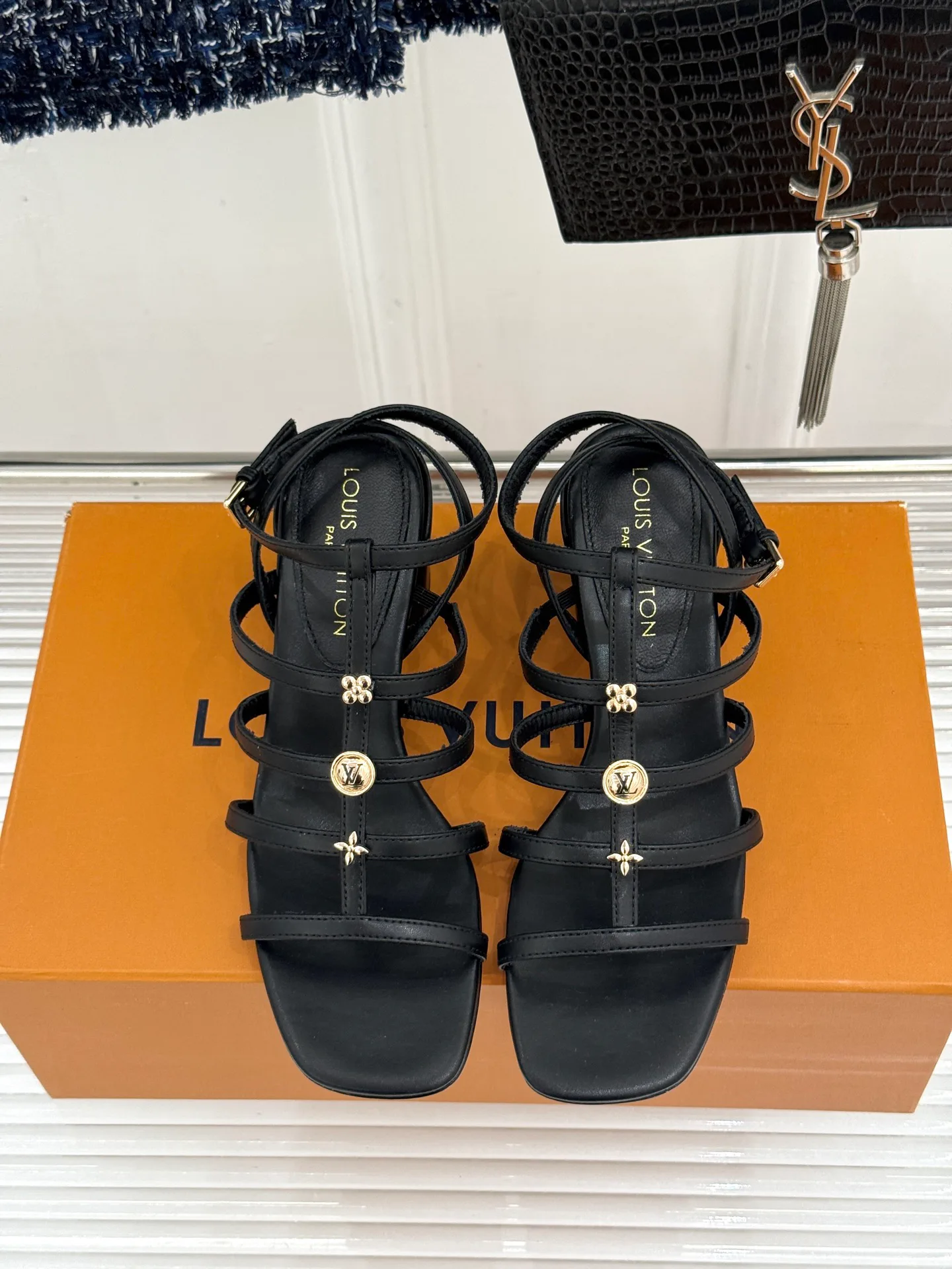 Босоножки Женские Louis Vuitton 17234886