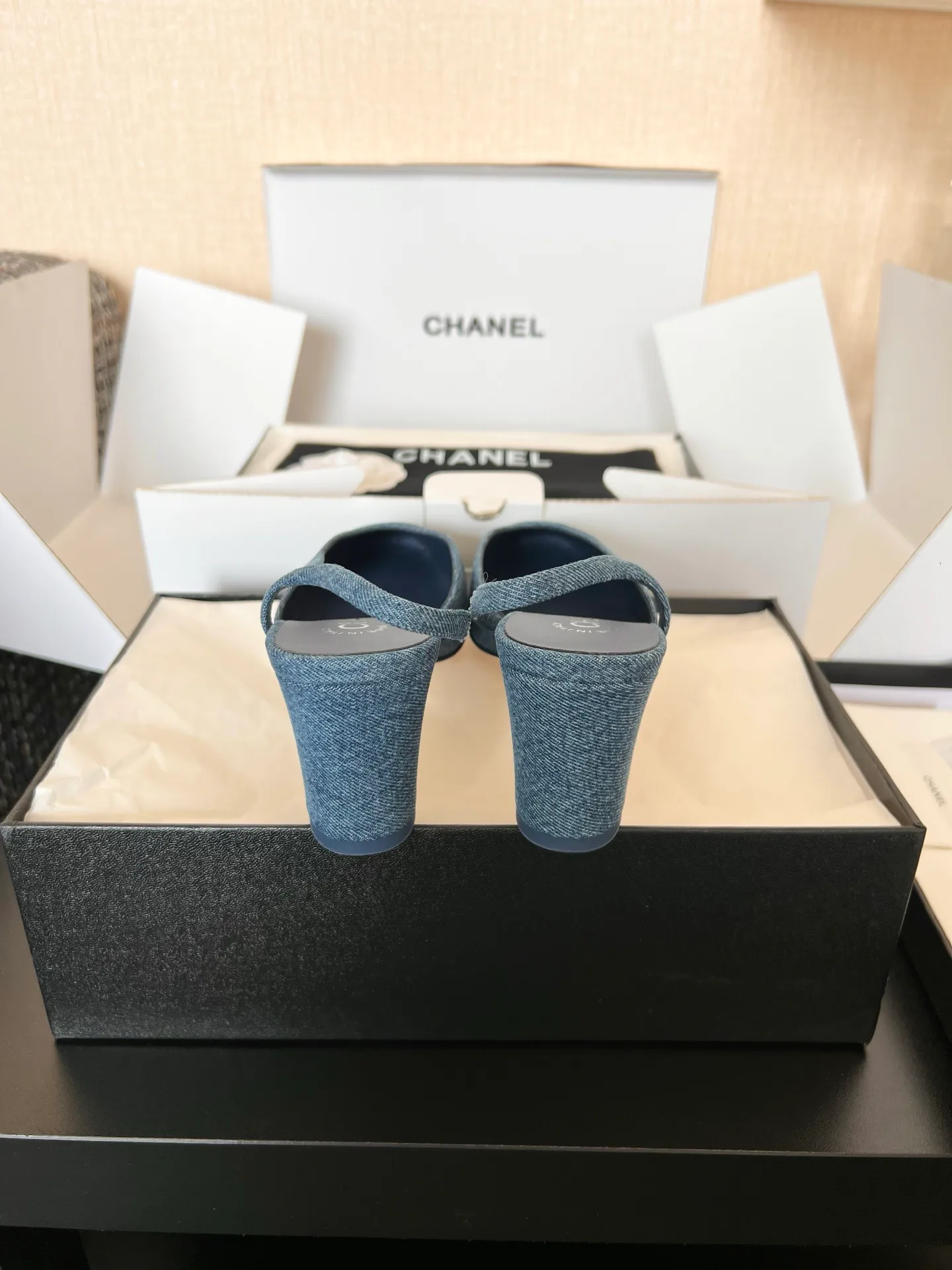 Туфли Женские Chanel 18765120