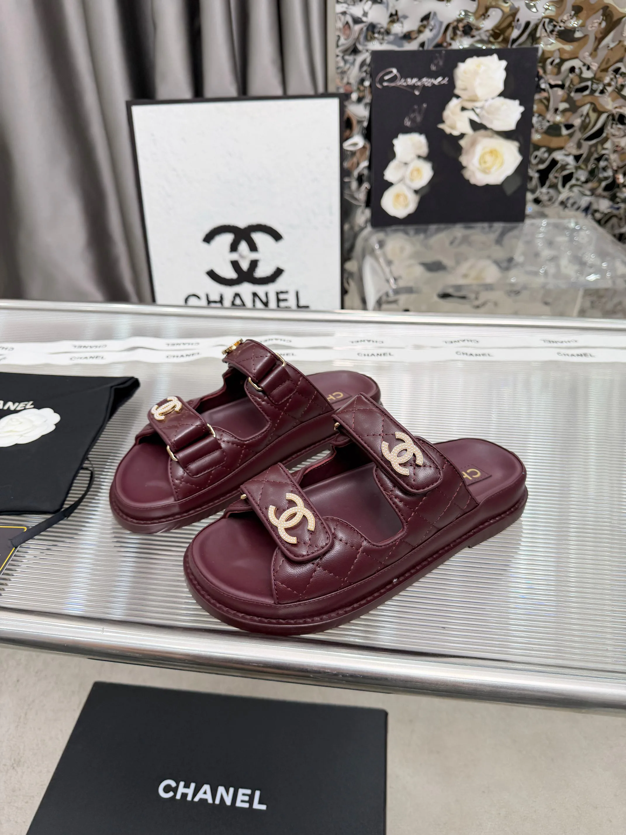 Шлепанцы Женские Chanel 10437070