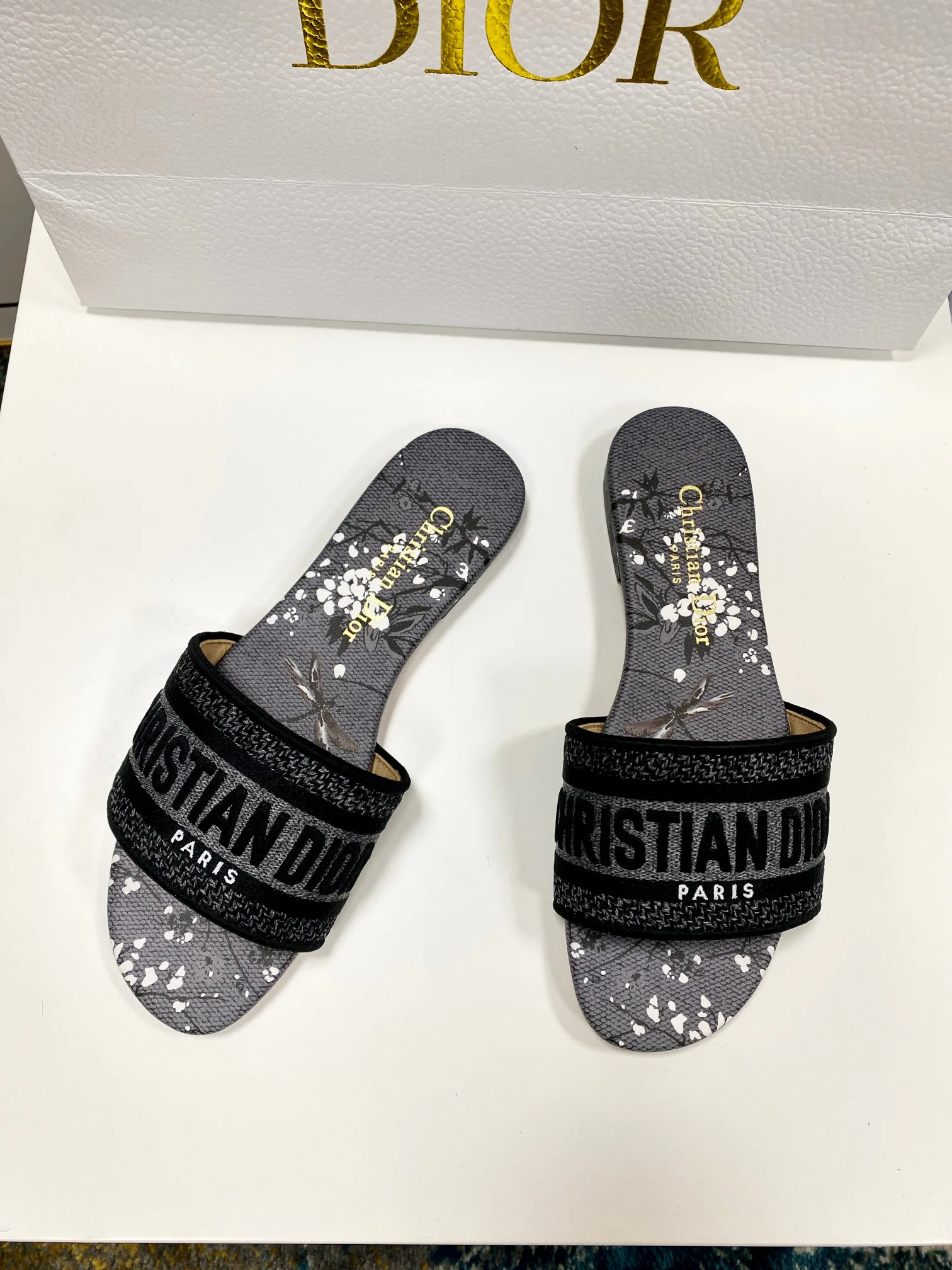 Тапочки Женские Christian Dior 12879968