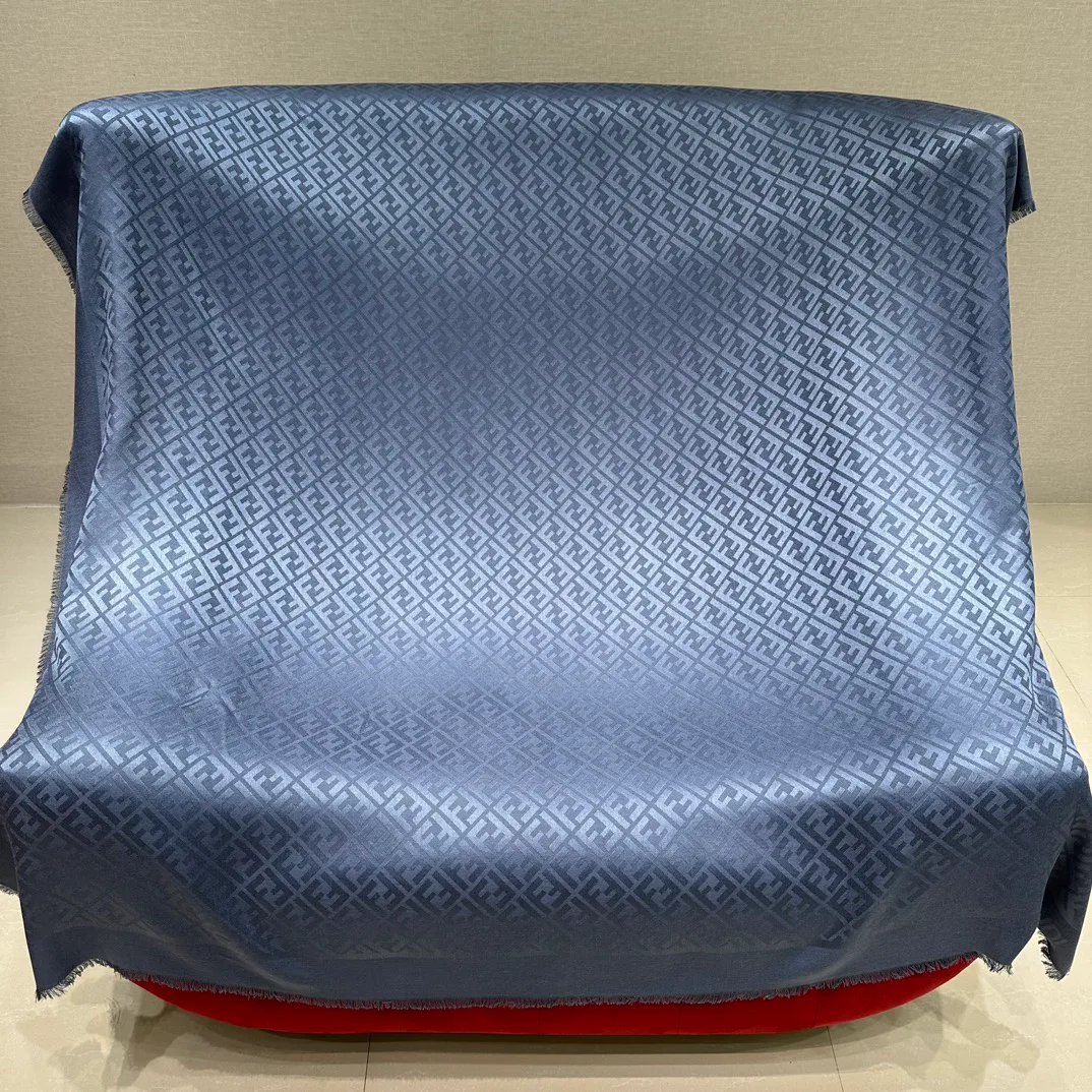 Шарфы Fendi 115117
