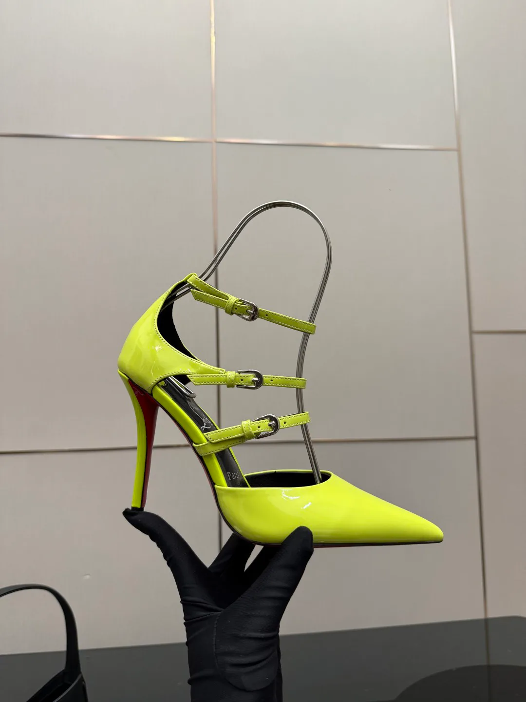 Туфли Женские Christian Louboutin 374848