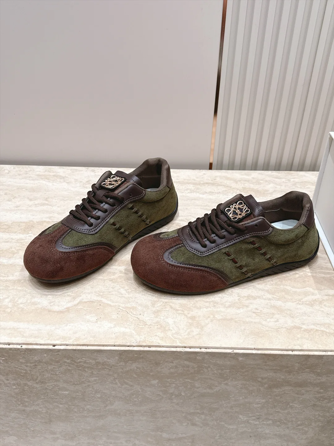 Кроссовки Женские Loewe 18286003