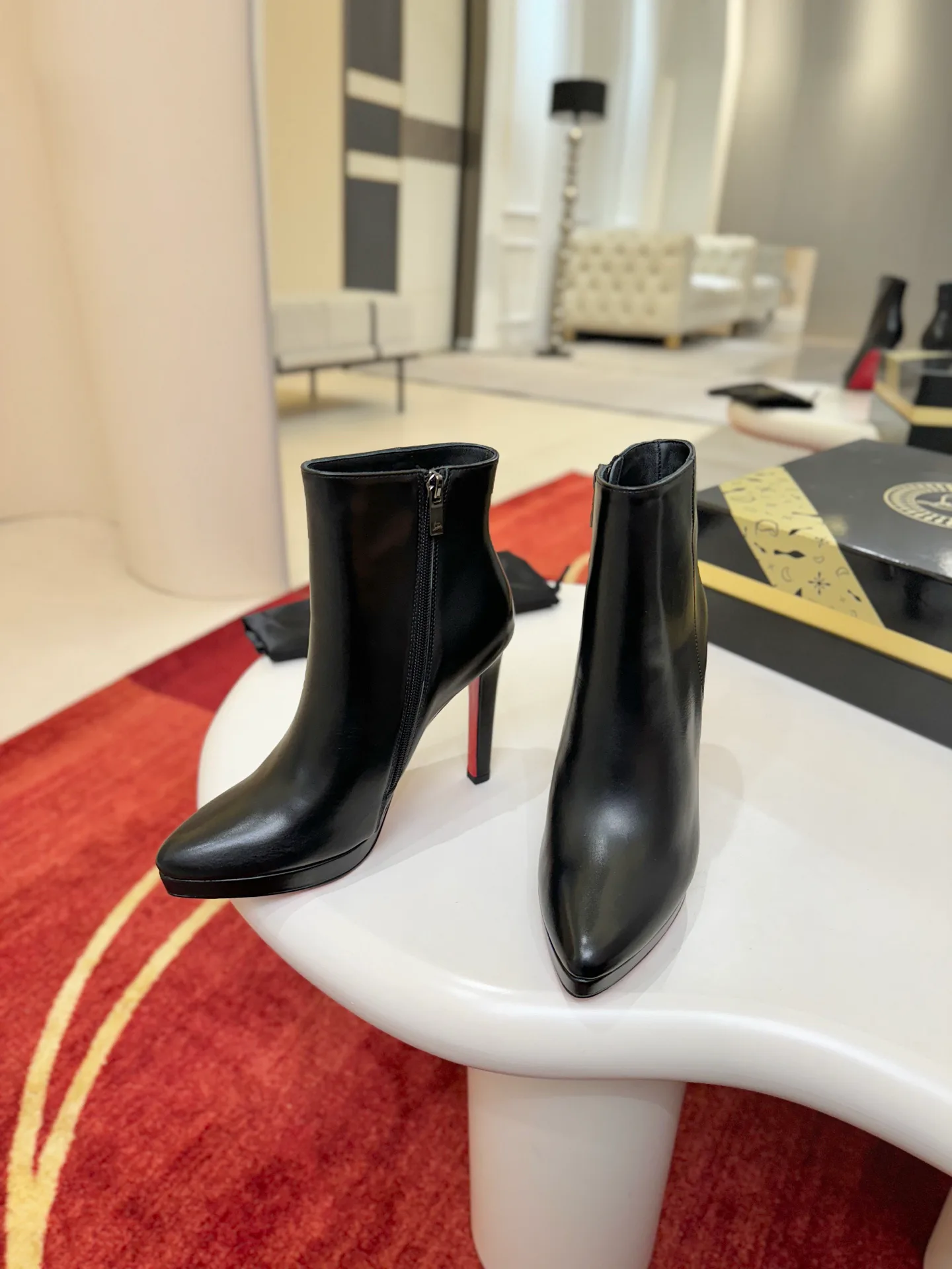 Ботильоны Женские Christian Louboutin 18339145