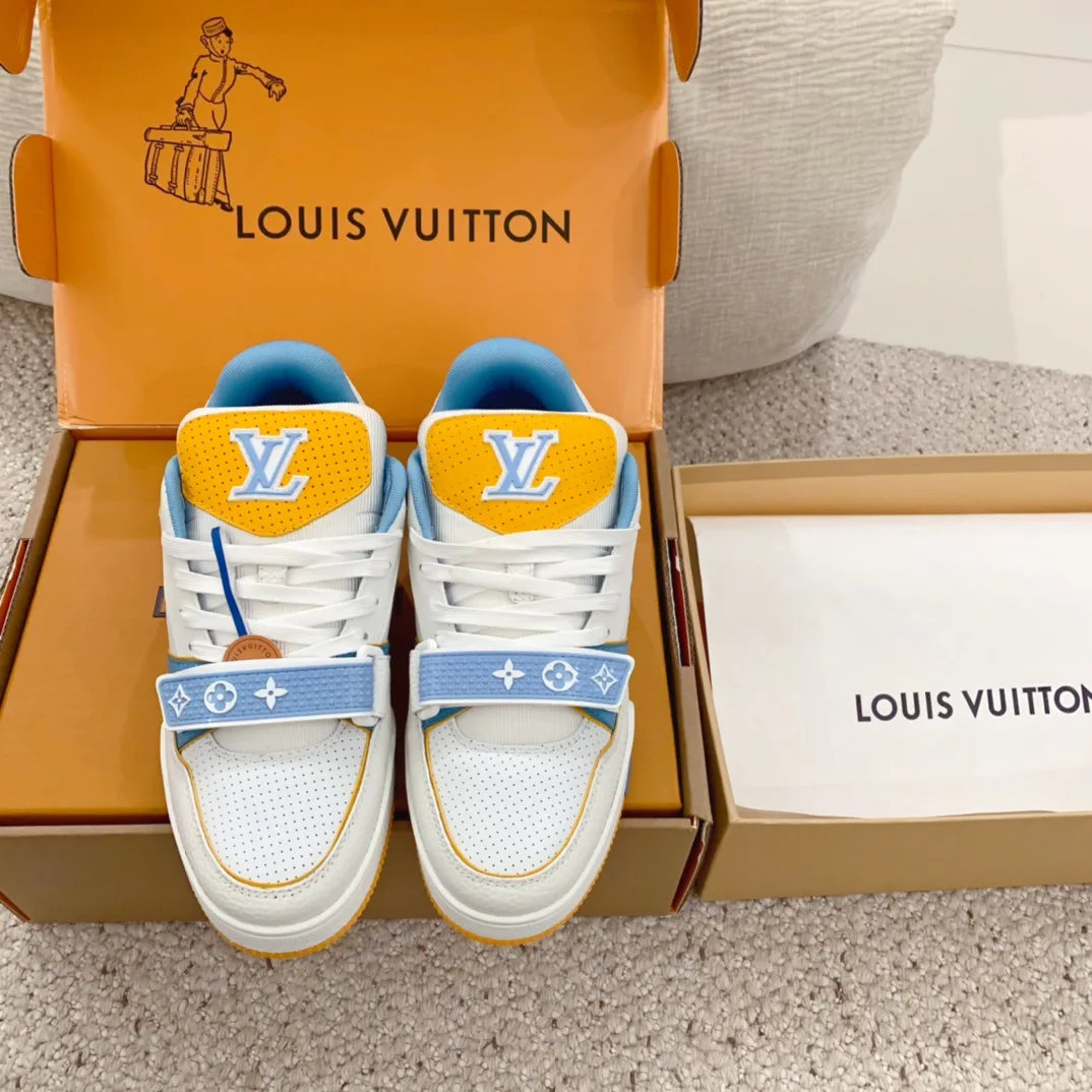 Кроссовки Женские Louis Vuitton 10290626