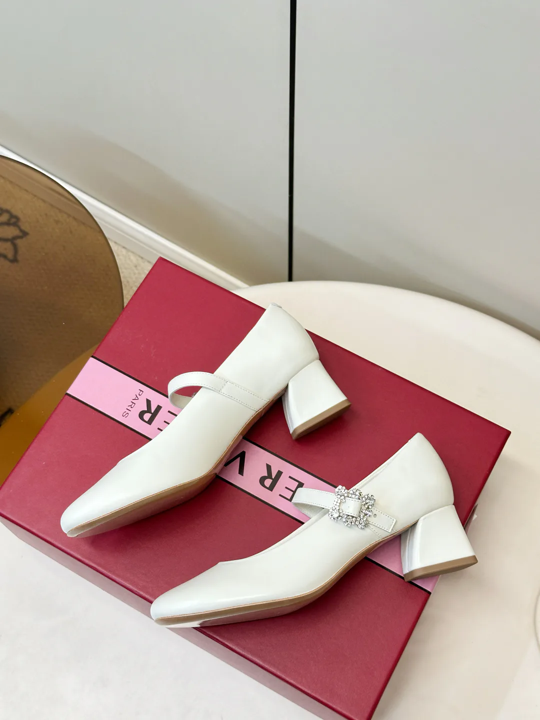 Туфли Женские Roger Vivier 18397611