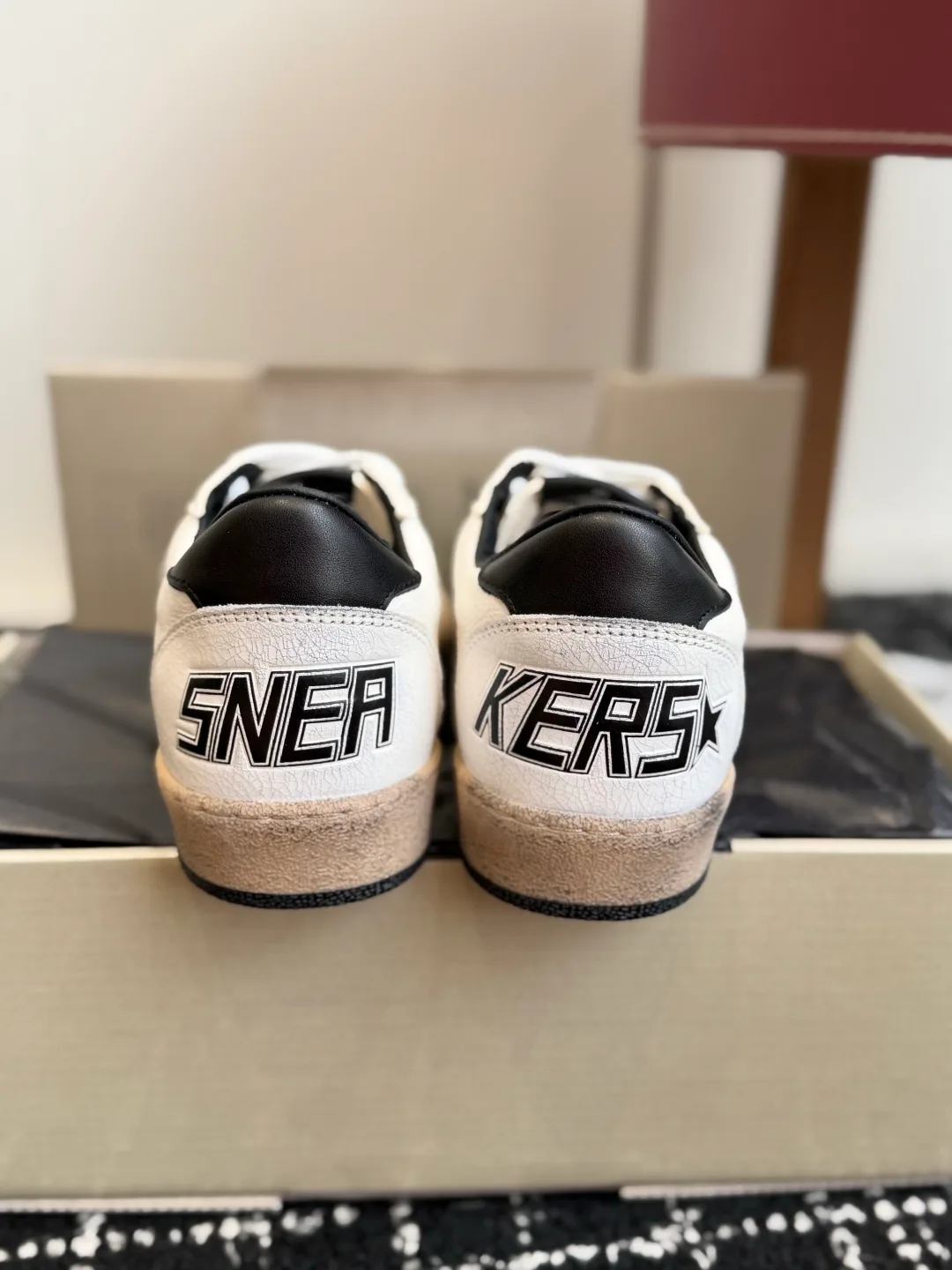 Кроссовки Женские Golden Goose 18305935