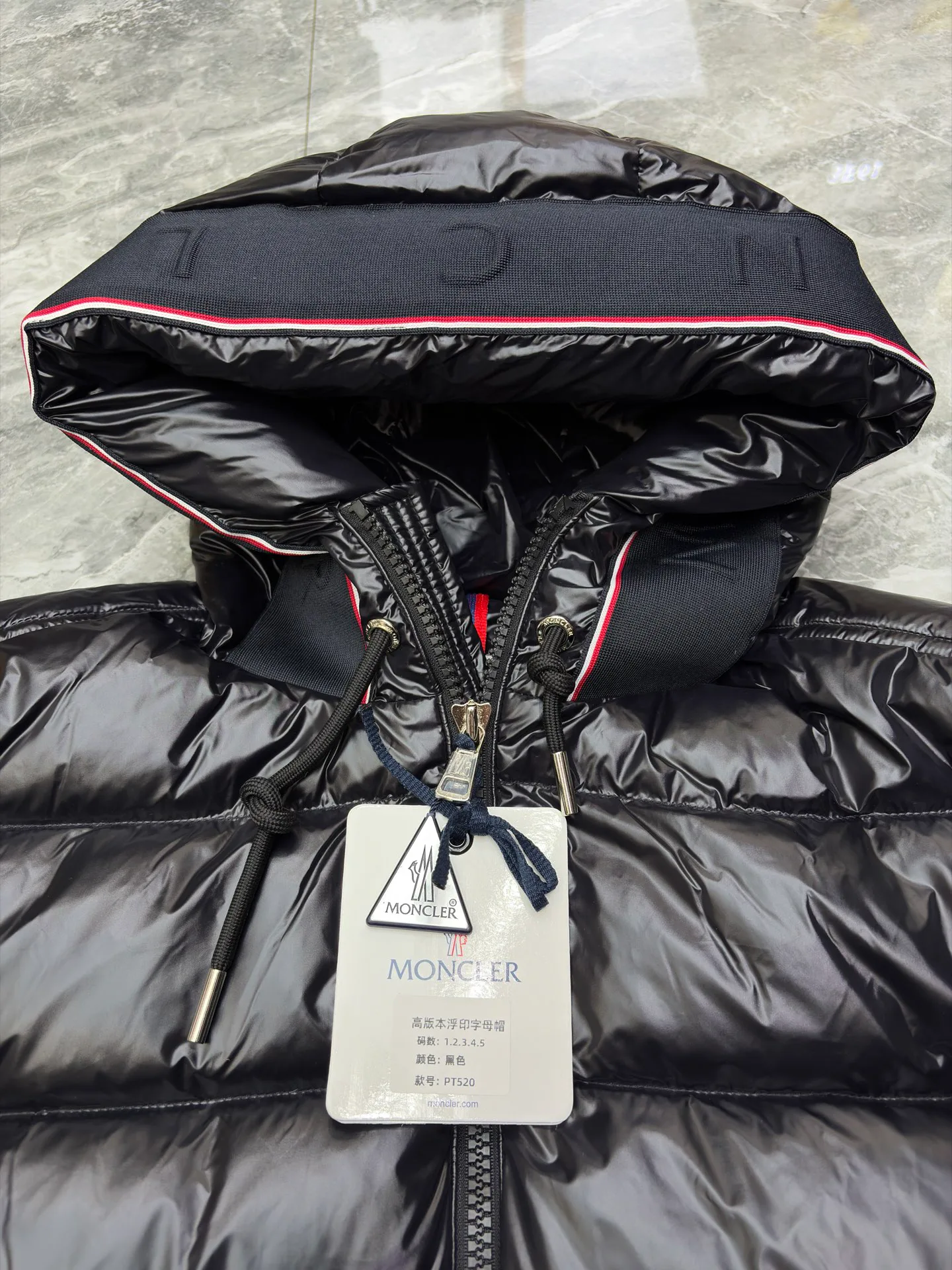 Куртки И Пуховики Мужские Moncler 17568680