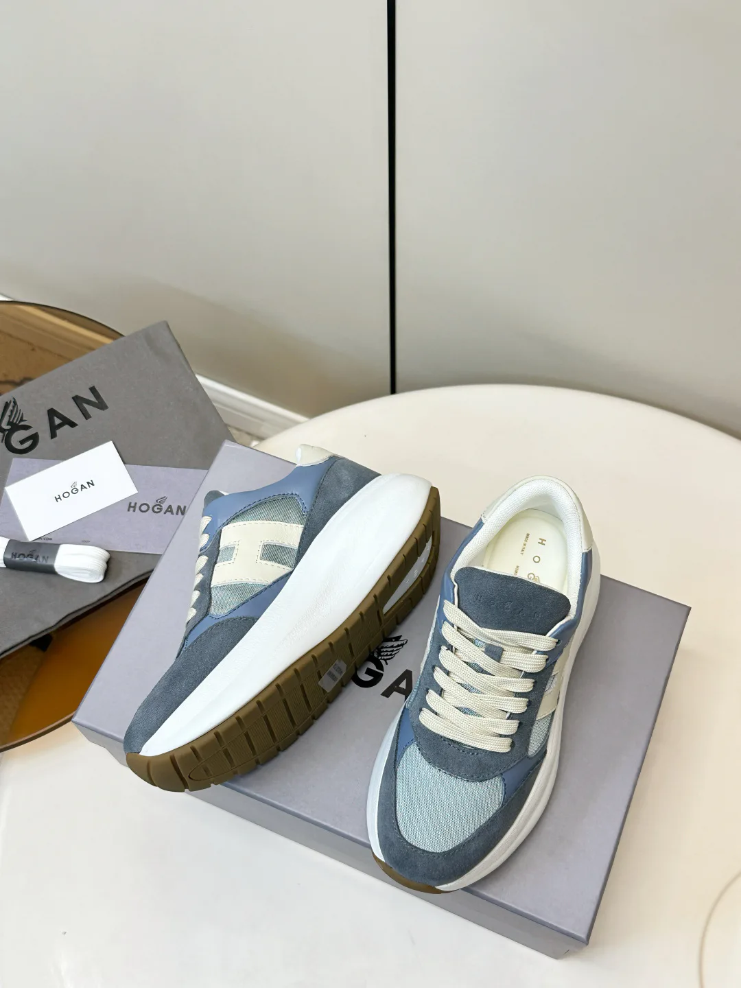 Кроссовки Женские Hogan 12835311