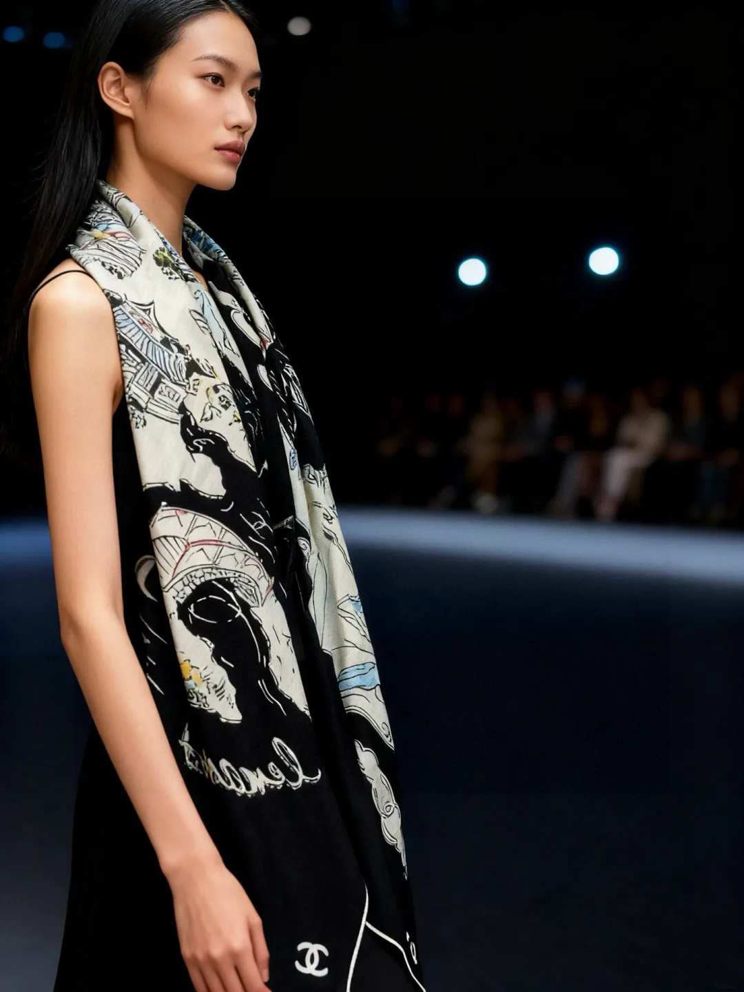 Шарфы Chanel 10234560