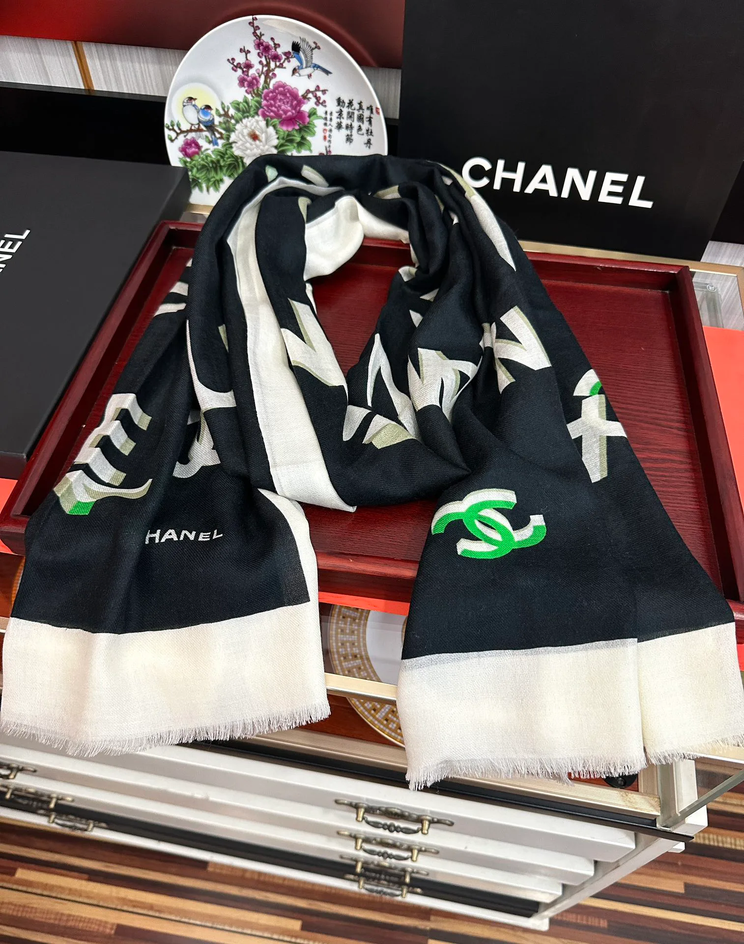 Шарфы Chanel 832104