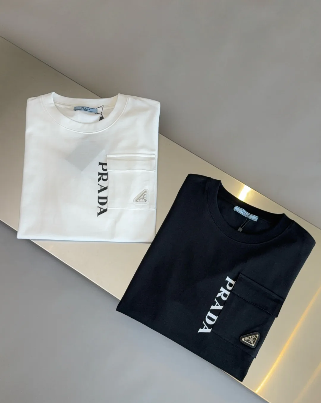 Футболки Женские Prada 10151616