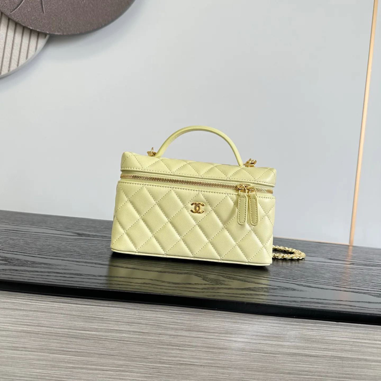 Классические Сумки Женские Chanel 18186213