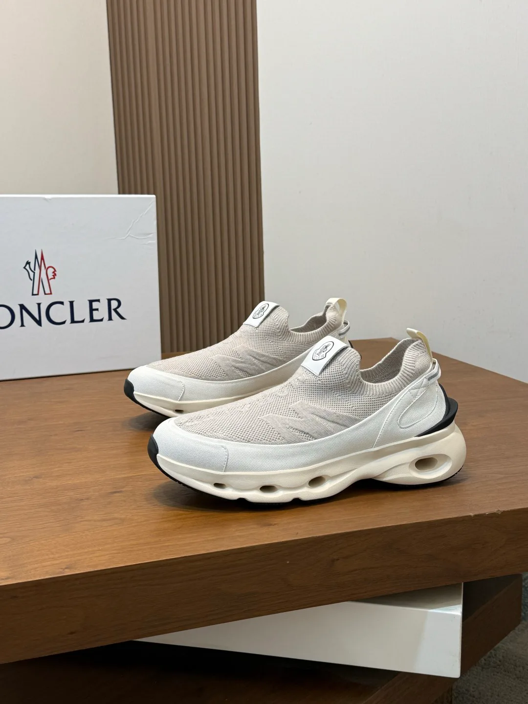 Кроссовки Мужские Moncler 17530476