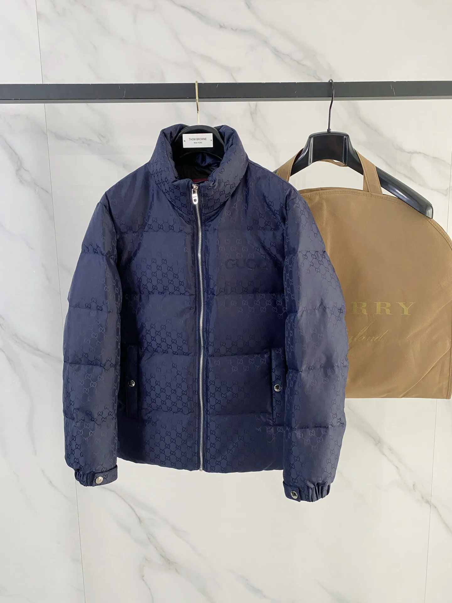 Куртки И Пуховики Женские Gucci 382025