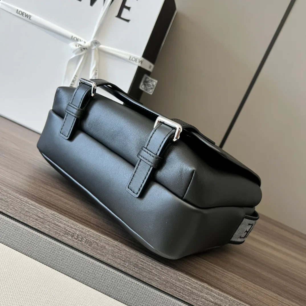 Сумки На Ремне Женские Loewe 6447990